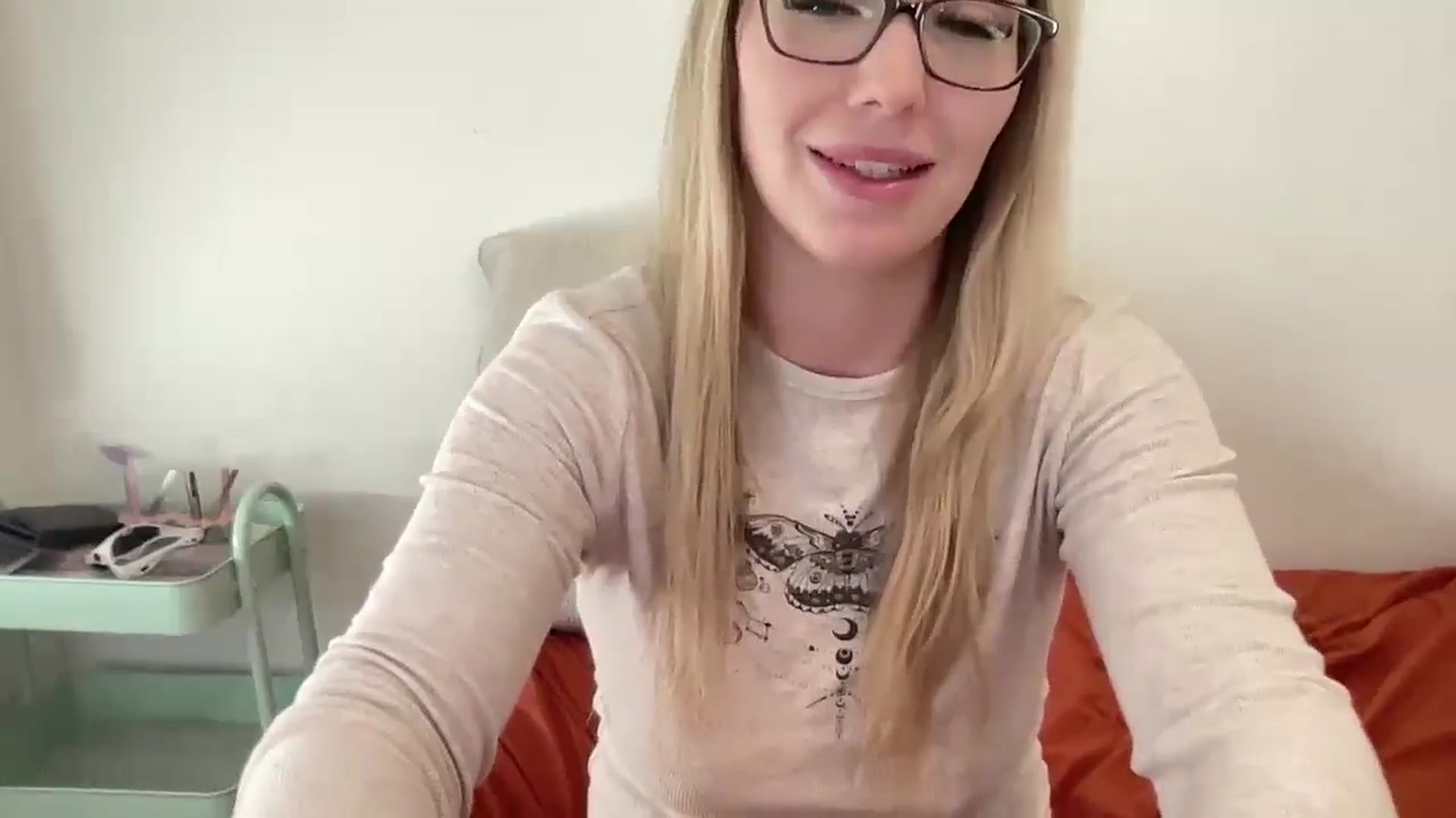 Gallery image thumbnail from AshleyMarina's myfreecams stream on, 12/10/2025, 18:16 image 9 of 20
