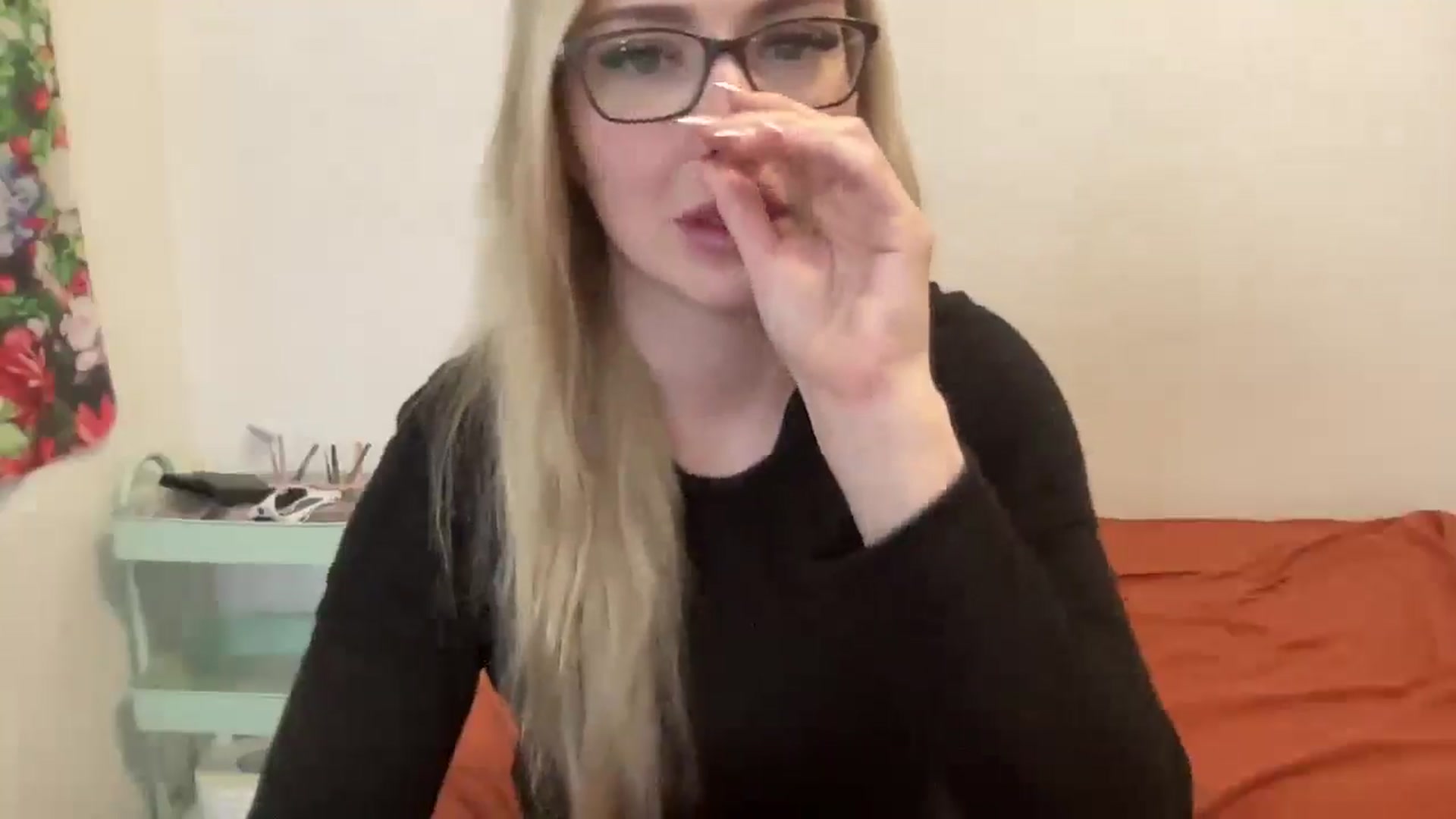 Gallery image thumbnail from AshleyMarina's myfreecams stream on, 12/12/2025, 14:44 image 9 of 20