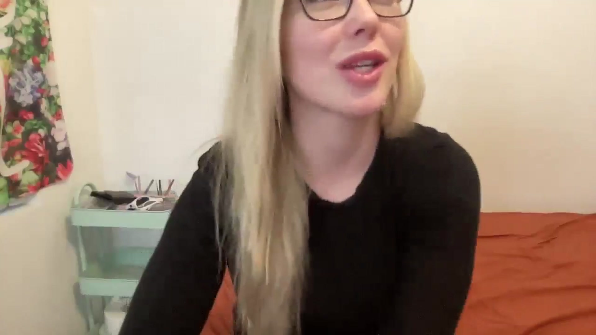 Gallery image thumbnail from AshleyMarina's myfreecams stream on, 12/12/2025, 14:44 image 8 of 20