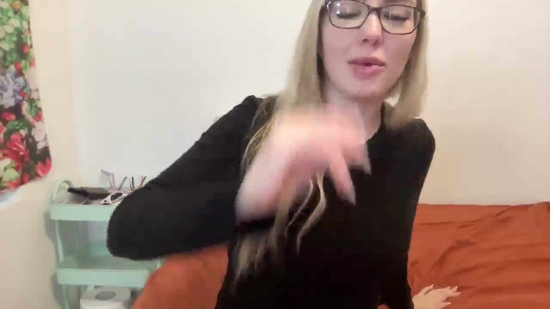 Gallery image thumbnail from AshleyMarina's myfreecams stream on, 12/12/2025, 14:44 image 14 of 20