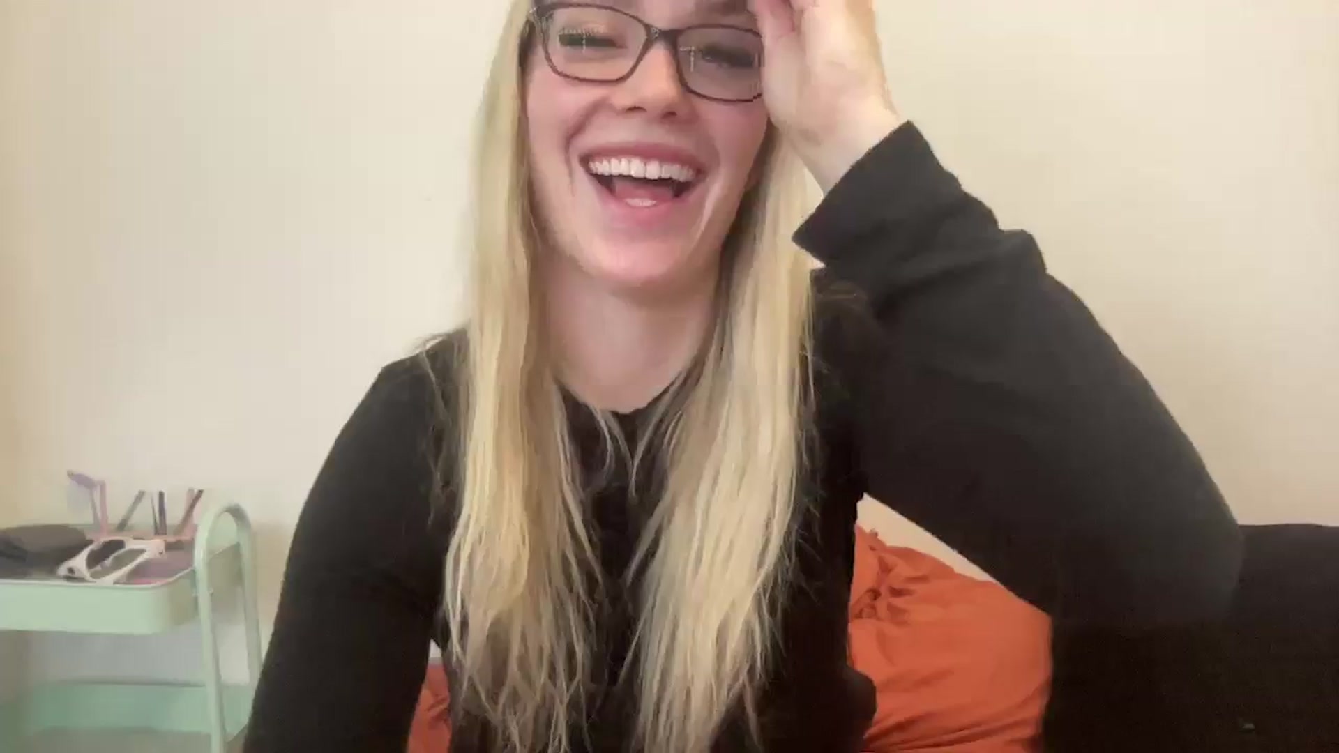 Gallery image thumbnail from AshleyMarina's myfreecams stream on, 12/23/2025, 18:13 image 11 of 20