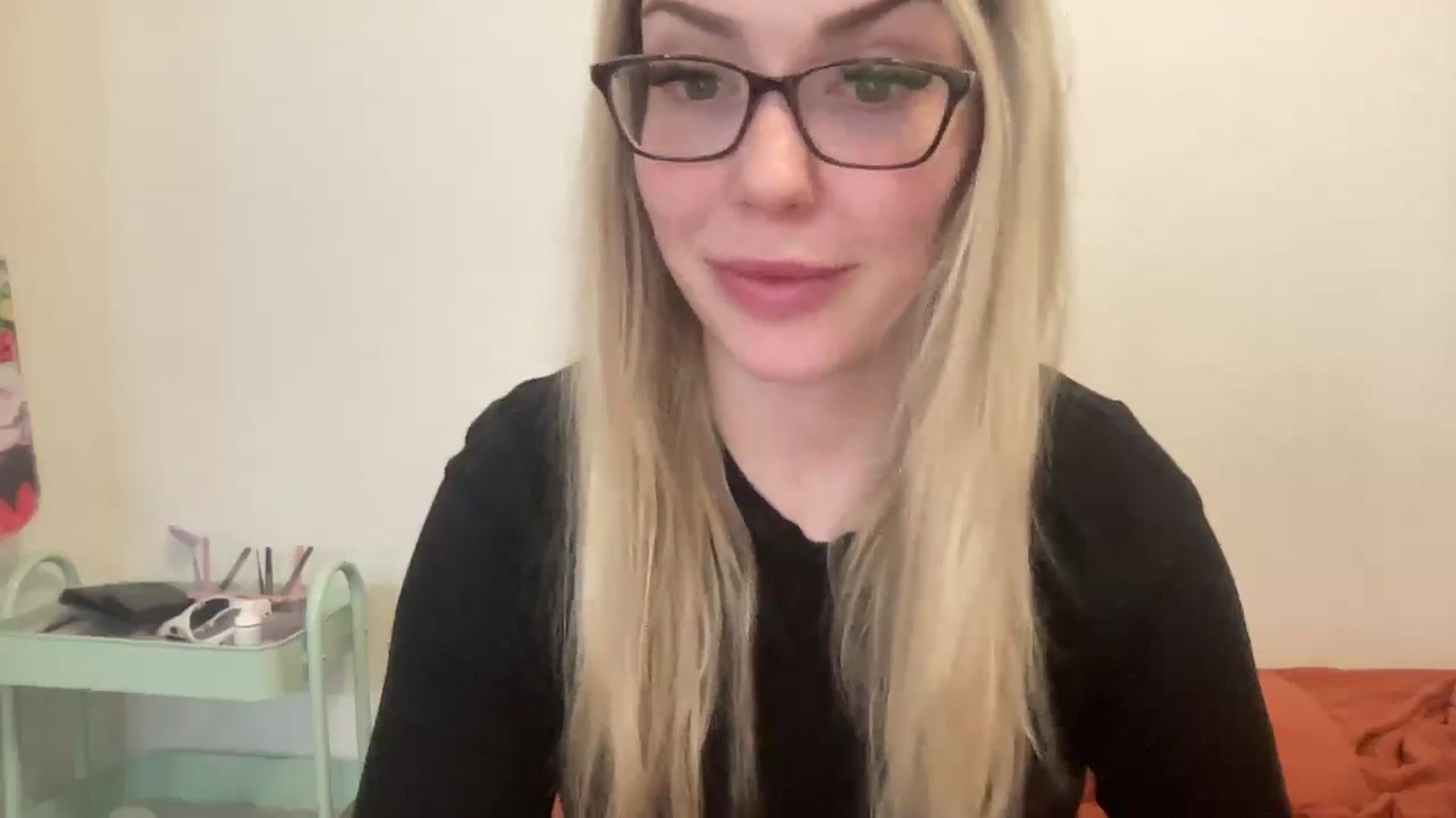 Gallery image thumbnail from AshleyMarina's myfreecams stream on, 12/24/2025, 18:32 image 11 of 20