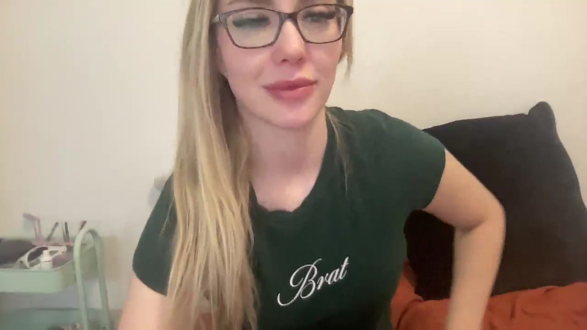 Gallery image thumbnail from AshleyMarina's myfreecams stream on, 12/31/2025, 15:34 image 8 of 20