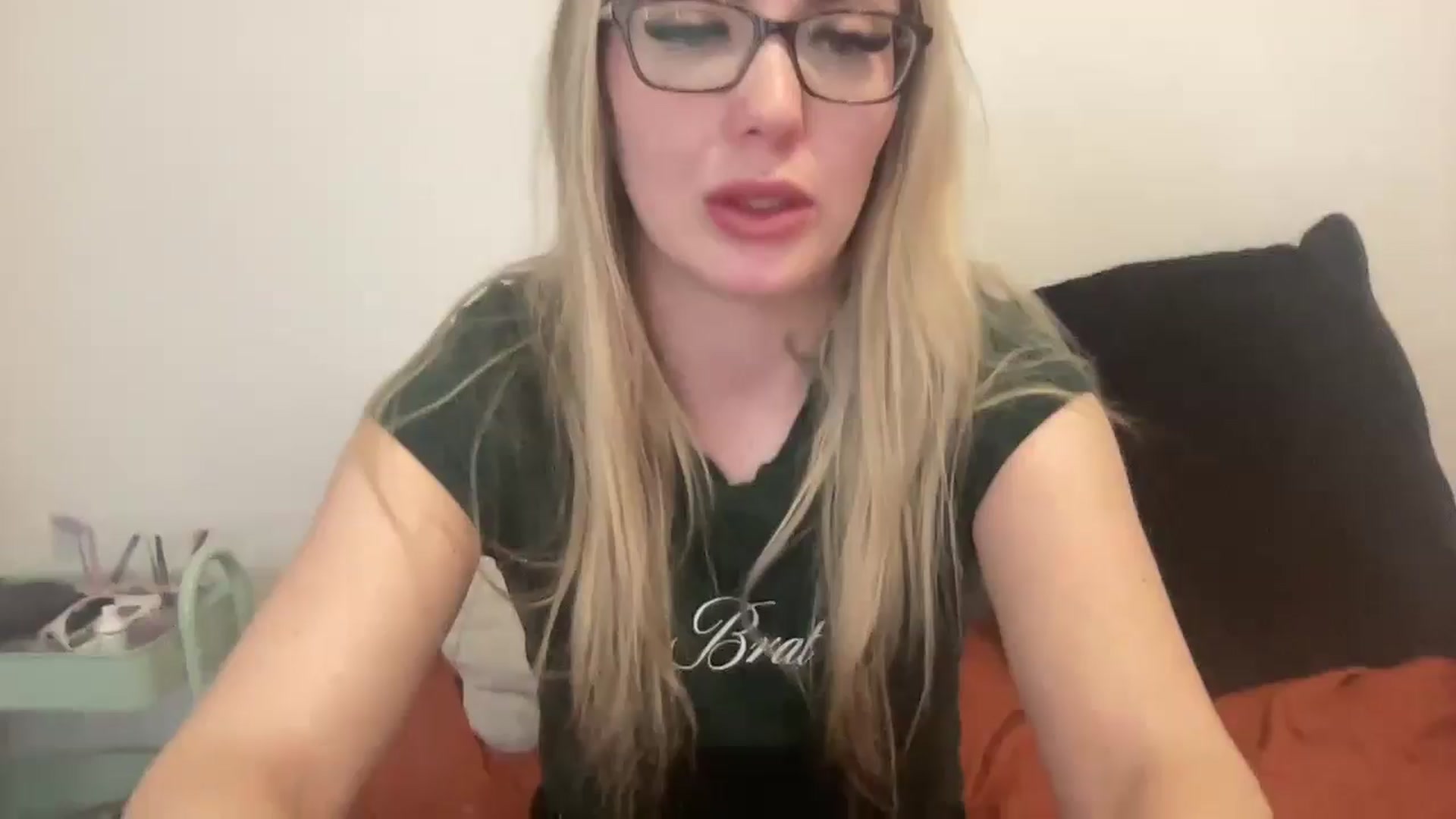 Gallery image thumbnail from AshleyMarina's myfreecams stream on, 12/31/2025, 15:34 image 1 of 20