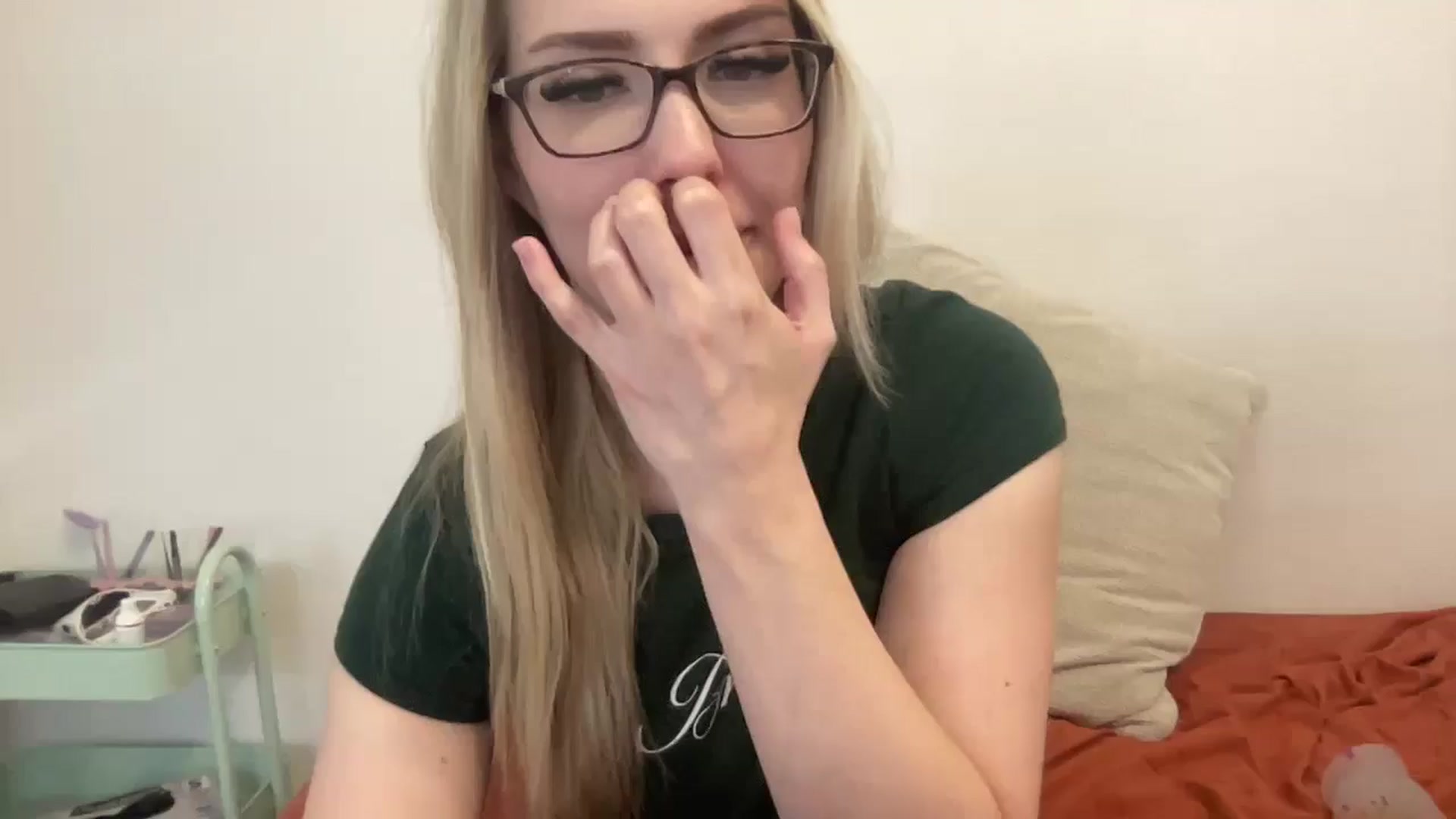 Gallery image thumbnail from AshleyMarina's myfreecams stream on, 12/31/2025, 17:18 image 11 of 20