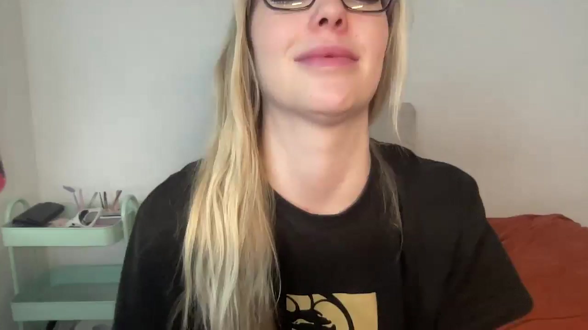 Gallery image thumbnail from AshleyMarina's myfreecams stream on, 01/04/2026, 17:38 image 1 of 20