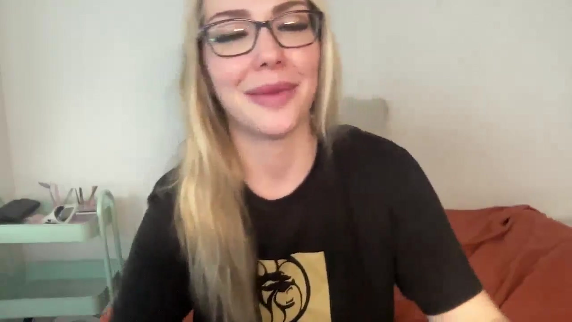 Gallery image thumbnail from AshleyMarina's myfreecams stream on, 01/04/2026, 17:38 image 20 of 20