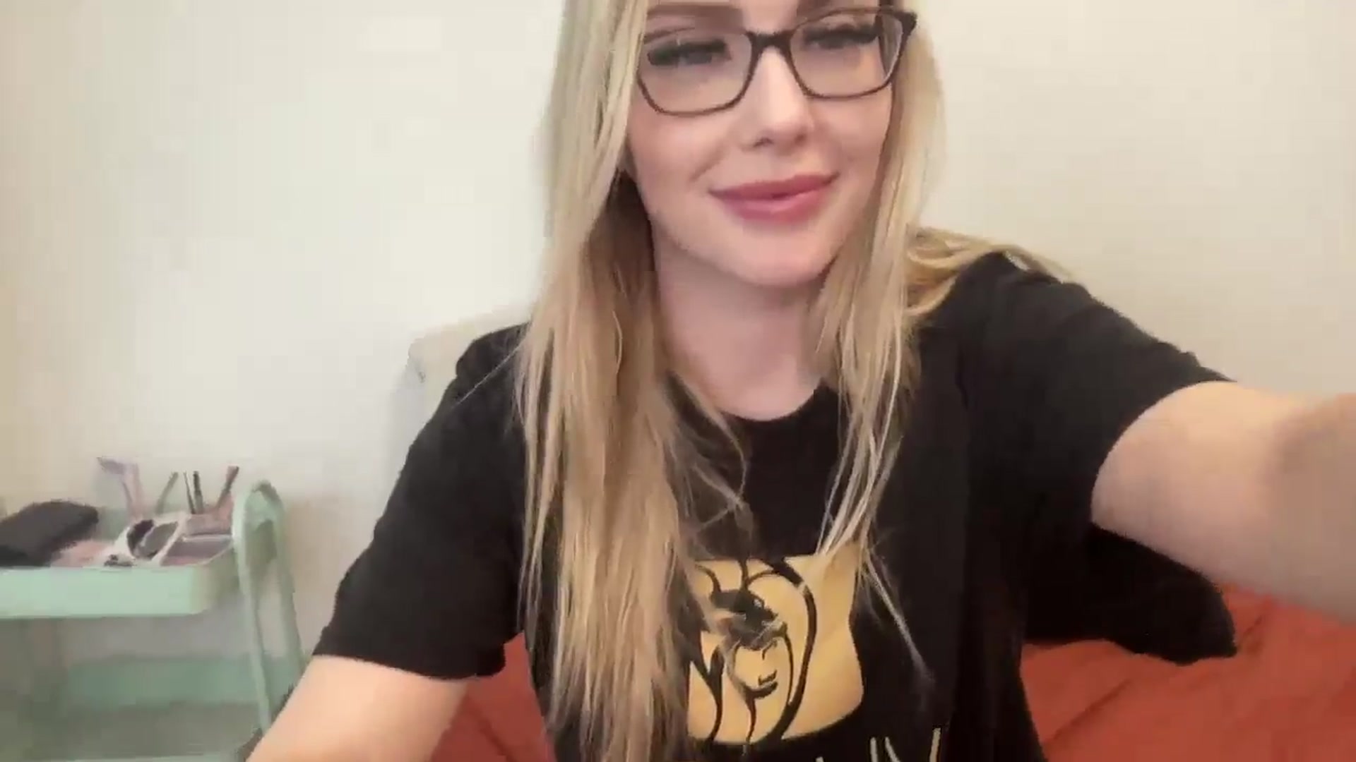 Gallery image thumbnail from AshleyMarina's myfreecams stream on, 01/07/2026, 17:26 image 20 of 20