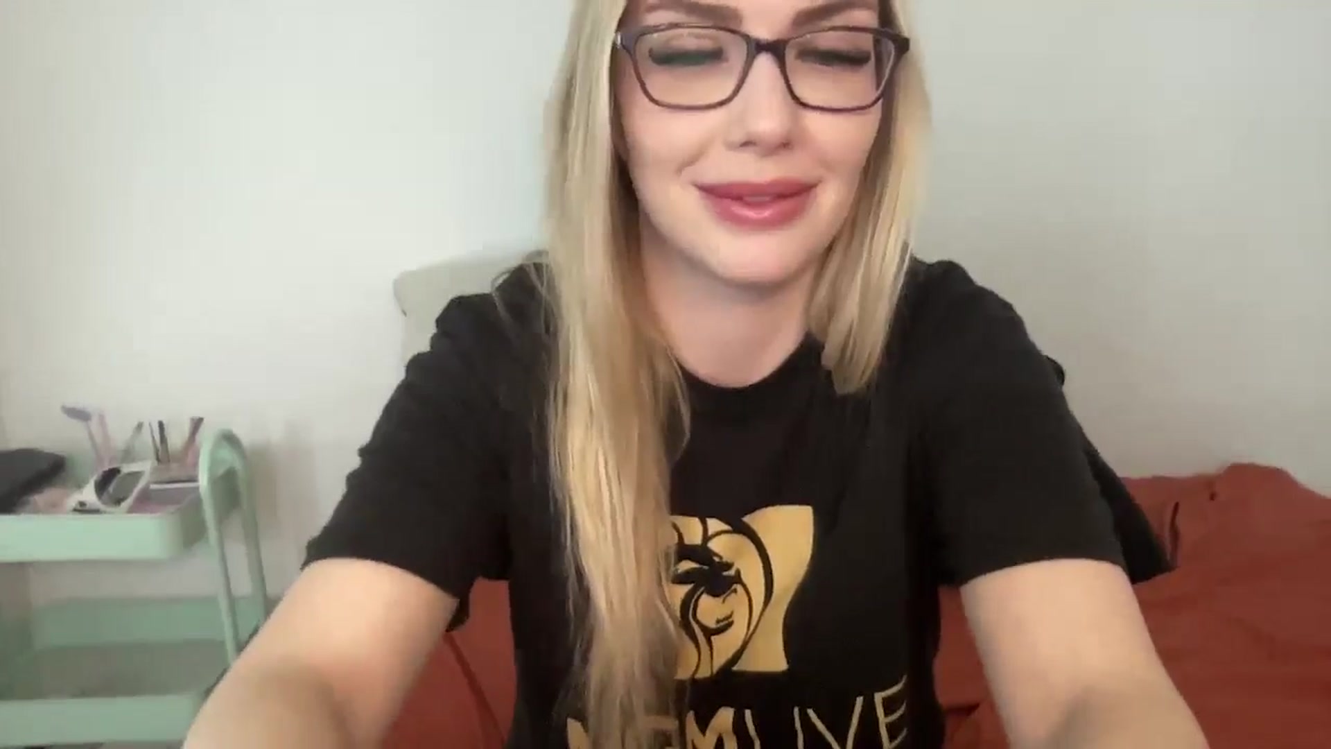 Gallery image thumbnail from AshleyMarina's myfreecams stream on, 01/07/2026, 17:26 image 13 of 20