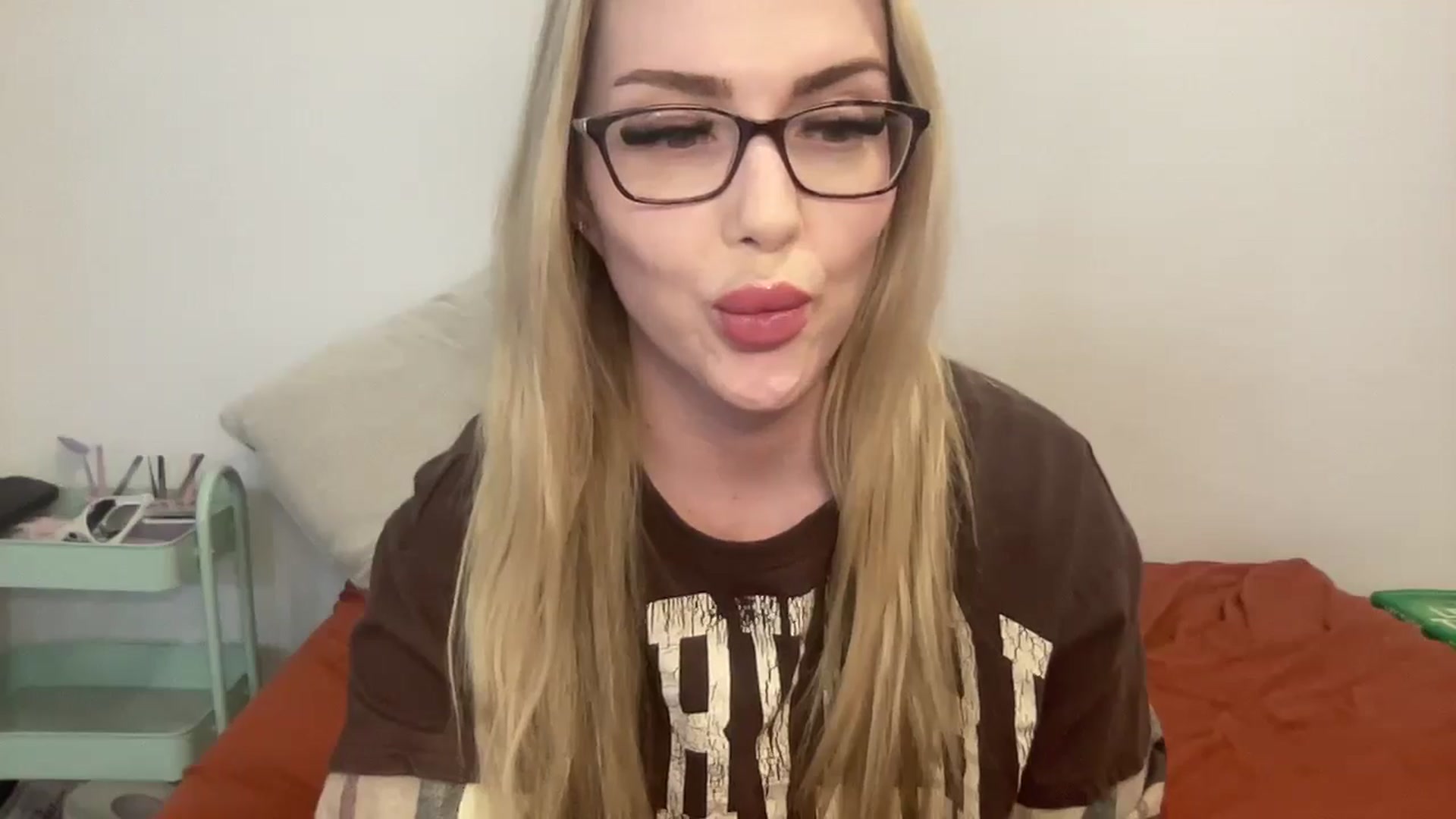 Gallery image thumbnail from AshleyMarina's myfreecams stream on, 01/08/2026, 01:53 image 19 of 20