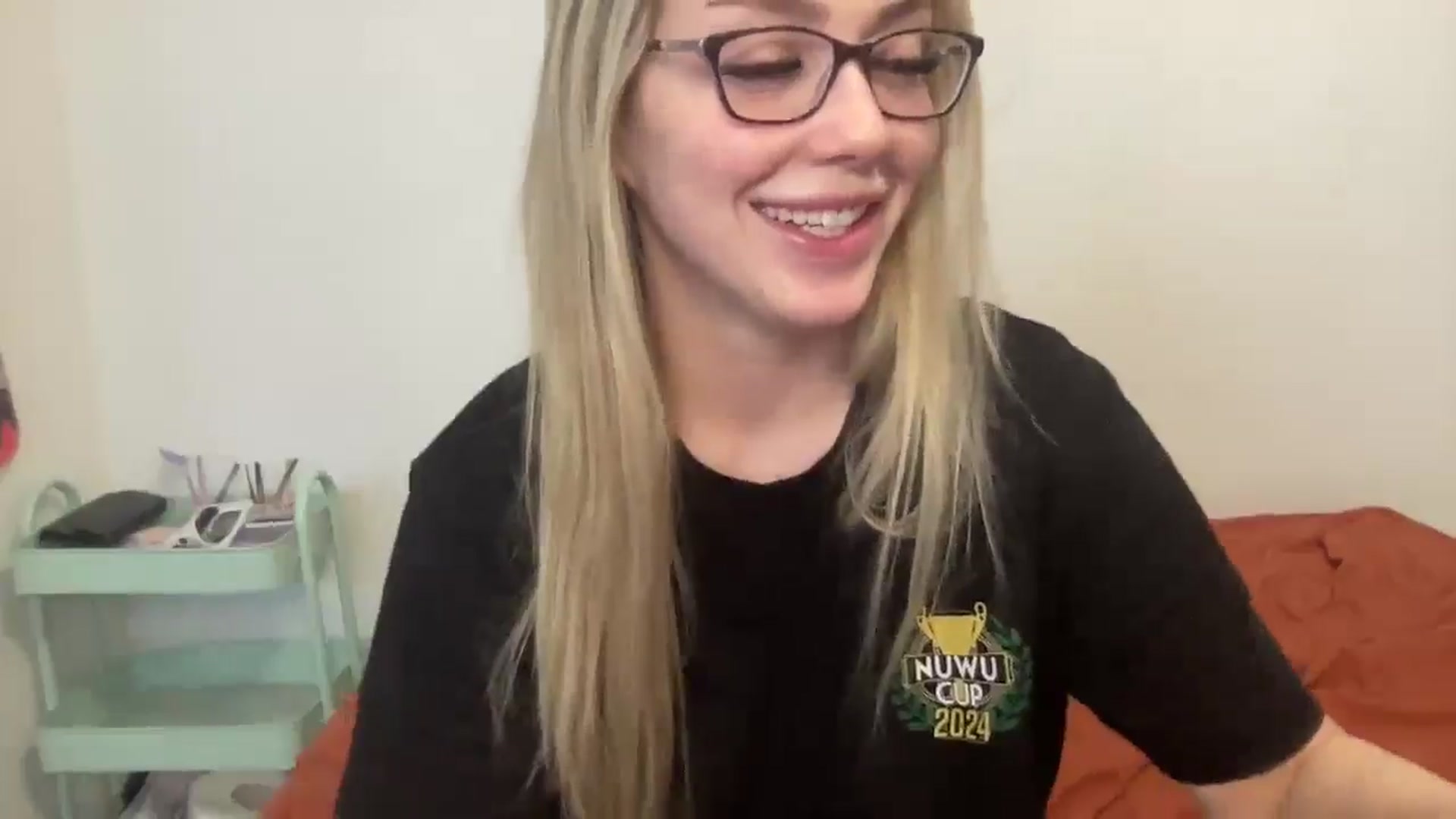 Gallery image thumbnail from AshleyMarina's myfreecams stream on, 01/15/2026, 15:13 image 14 of 20