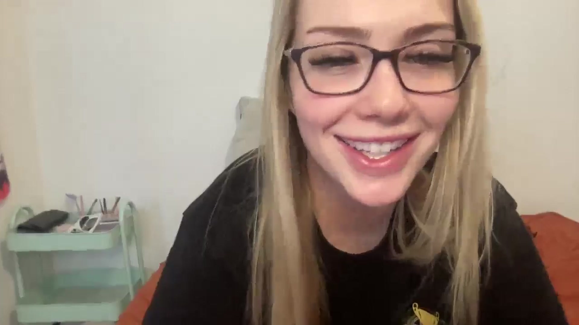 Gallery image thumbnail from AshleyMarina's myfreecams stream on, 01/15/2026, 15:13 image 12 of 20