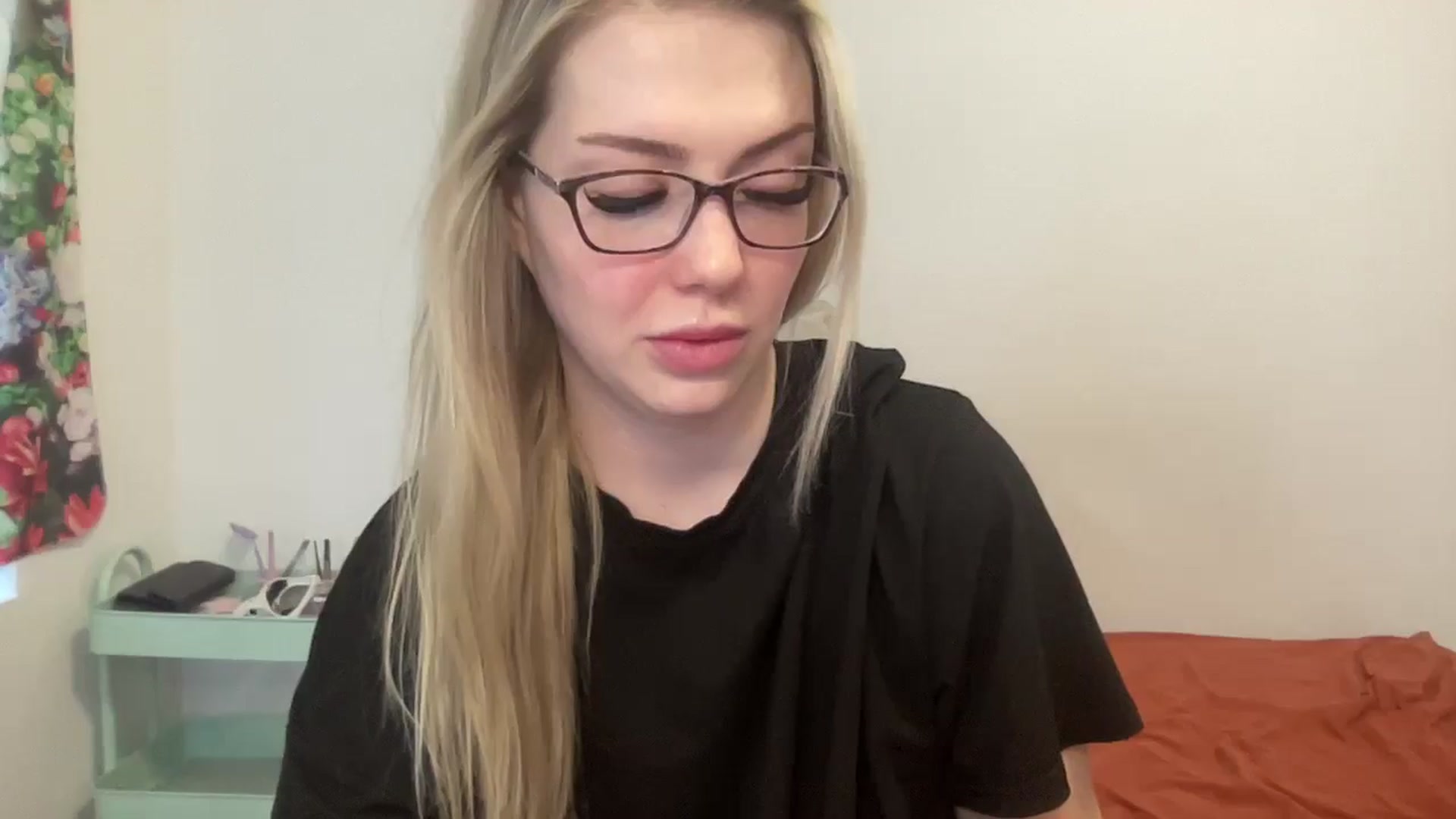 Gallery image thumbnail from AshleyMarina's myfreecams stream on, 01/16/2026, 15:14 image 7 of 20