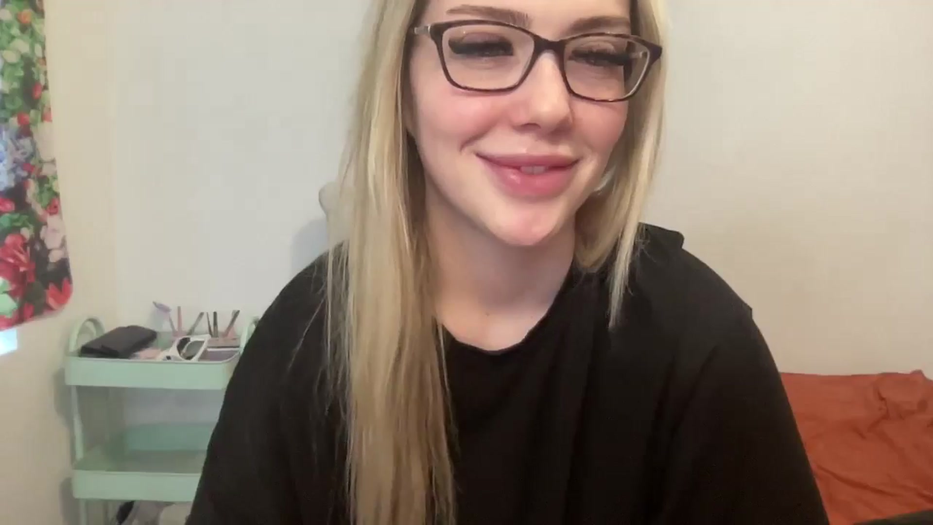 Gallery image thumbnail from AshleyMarina's myfreecams stream on, 01/16/2026, 15:14 image 20 of 20