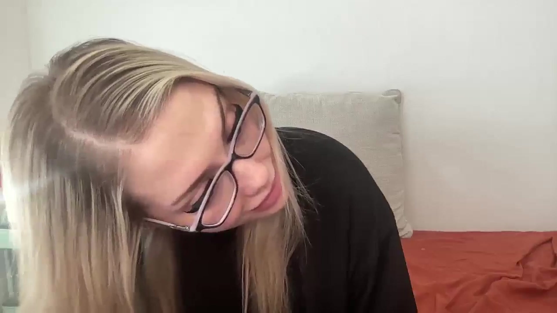 Gallery image thumbnail from AshleyMarina's myfreecams stream on, 01/16/2026, 18:22 image 2 of 20