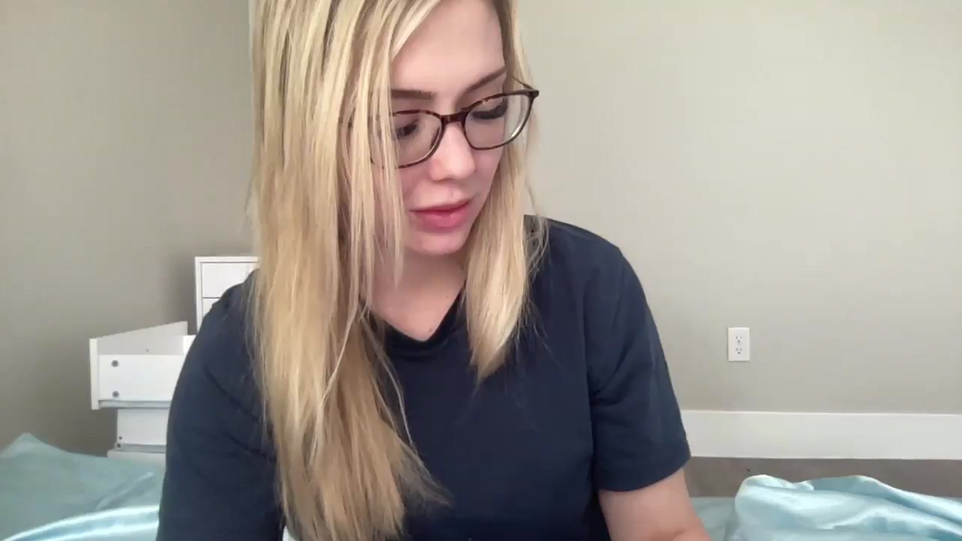 Gallery image thumbnail from AshleyMarina's myfreecams stream on, 04/02/2026, 17:42 image 20 of 20