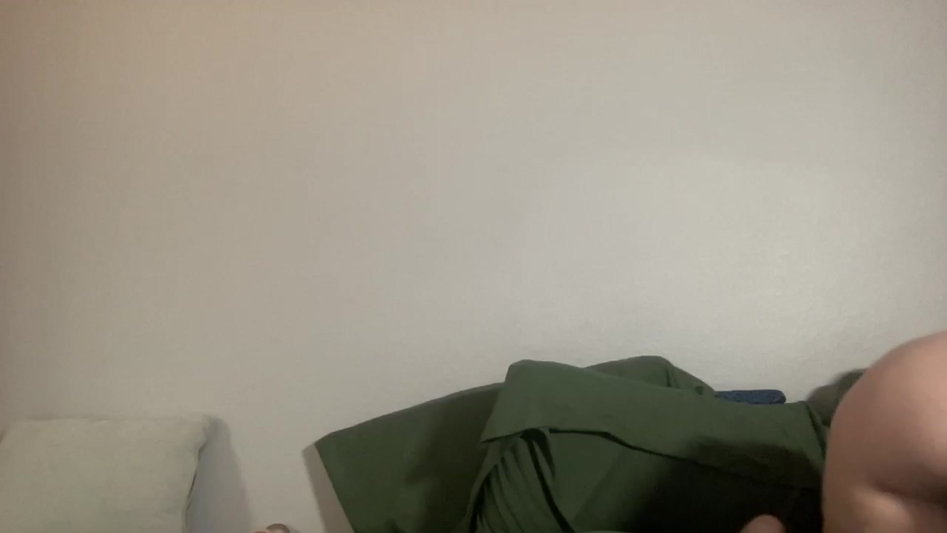Gallery image thumbnail from AshleyMarina's myfreecams stream on, 04/08/2026, 08:44 image 18 of 20