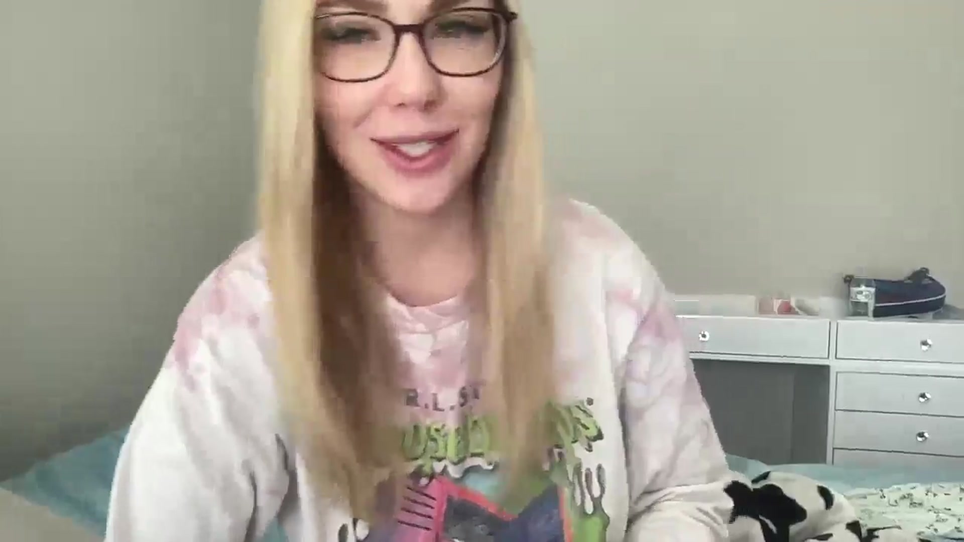 Gallery image thumbnail from AshleyMarina's myfreecams stream on, 04/11/2026, 16:28 image 18 of 20