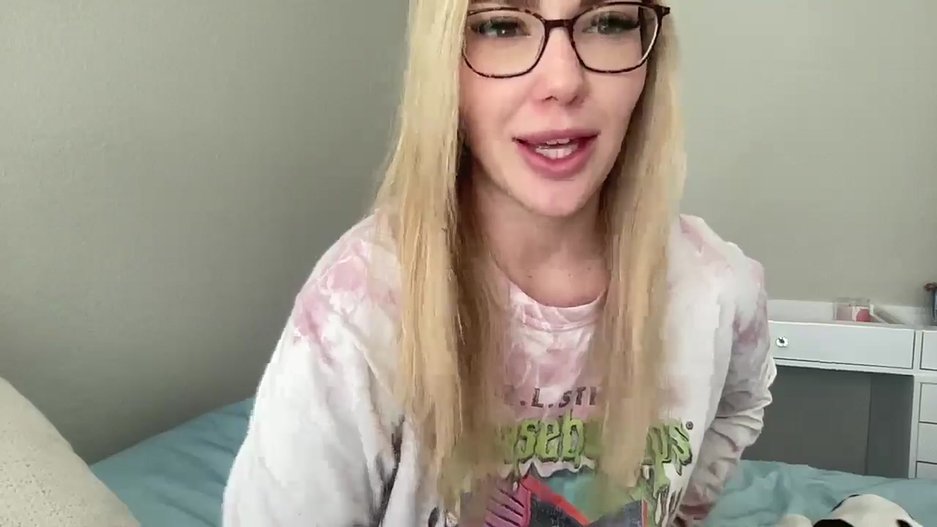 Gallery image thumbnail from AshleyMarina's myfreecams stream on, 04/11/2026, 16:28 image 12 of 20