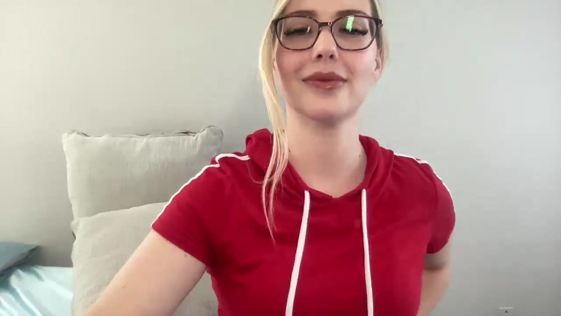 Gallery image thumbnail from AshleyMarina's myfreecams stream on, 04/29/2026, 20:22 image 8 of 20