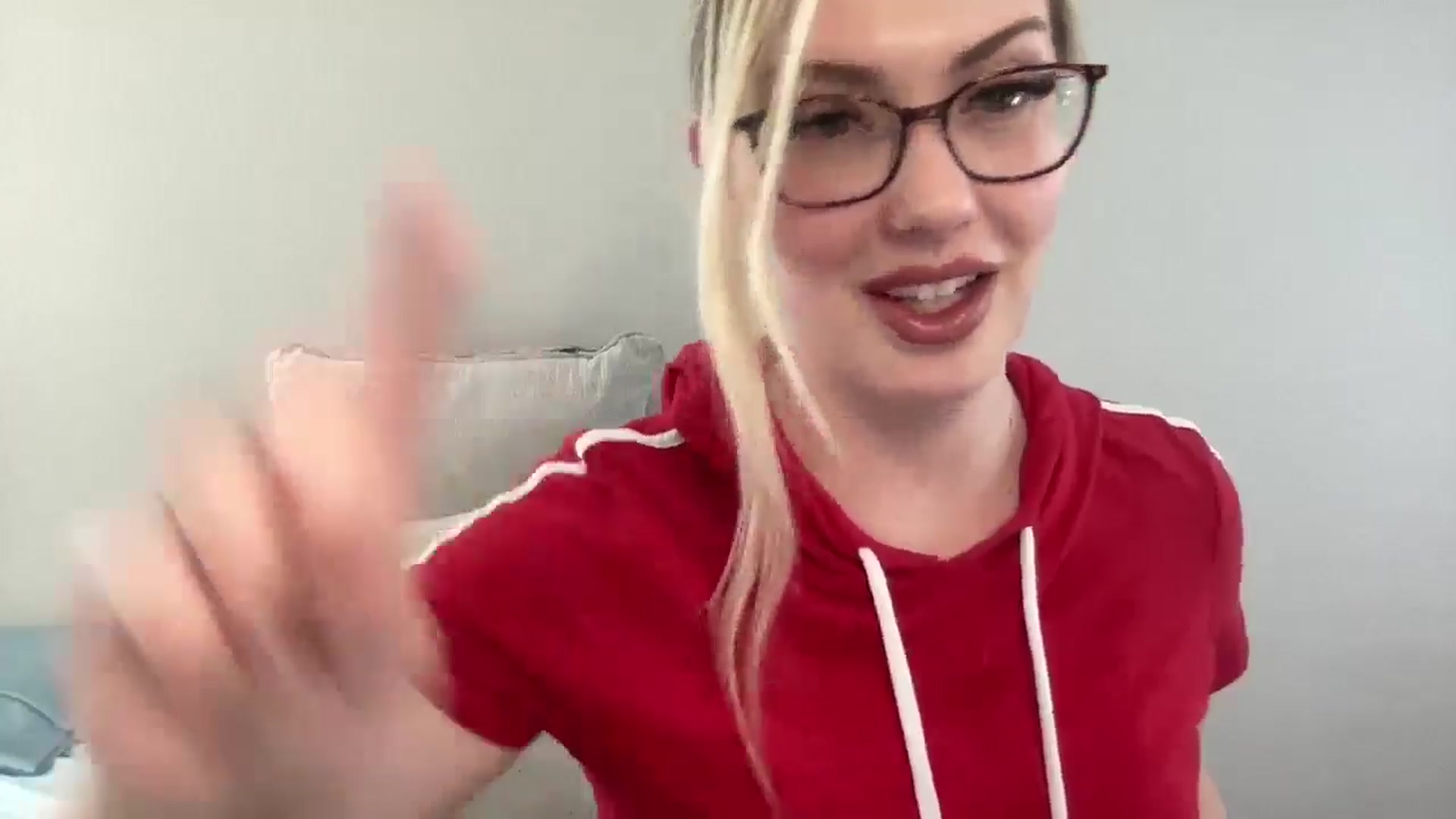 Gallery image thumbnail from AshleyMarina's myfreecams stream on, 04/29/2026, 20:22 image 3 of 20