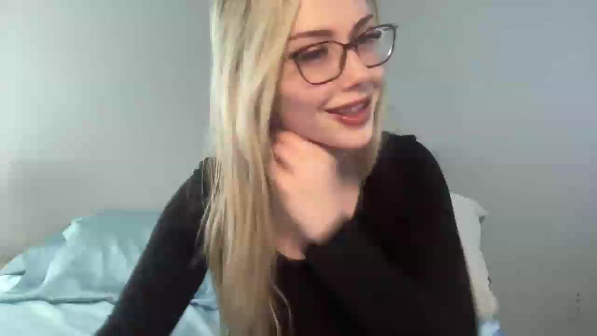 Gallery image thumbnail from AshleyMarina's myfreecams stream on, 05/01/2026, 14:14 image 19 of 20