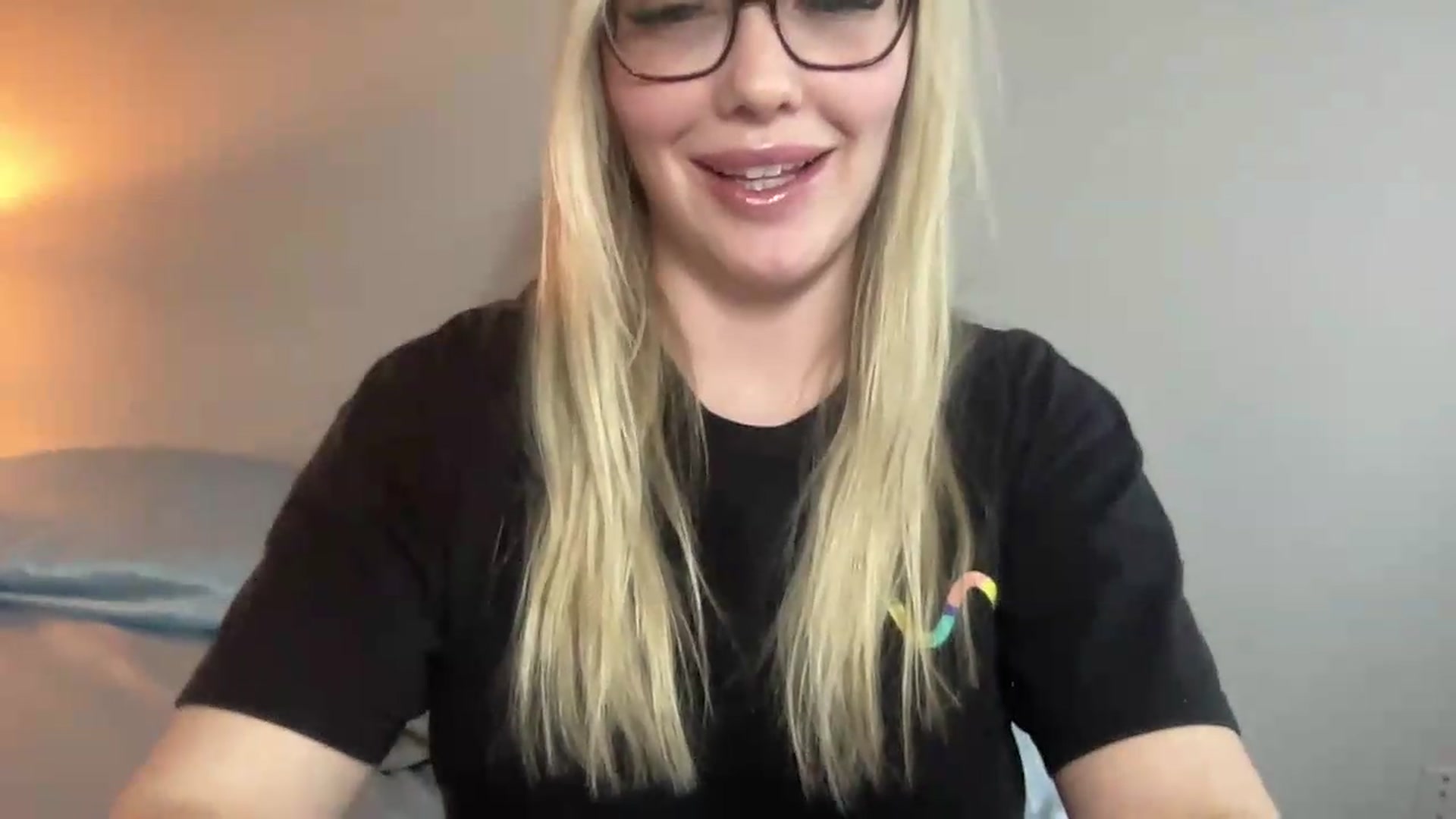 Gallery image thumbnail from AshleyMarina's myfreecams stream on, 05/11/2026, 06:26 image 17 of 20