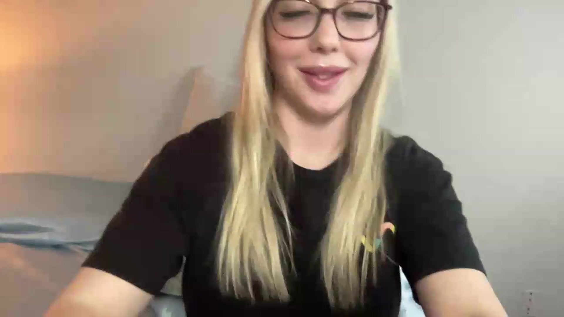 Gallery image thumbnail from AshleyMarina's myfreecams stream on, 05/11/2026, 06:26 image 10 of 20