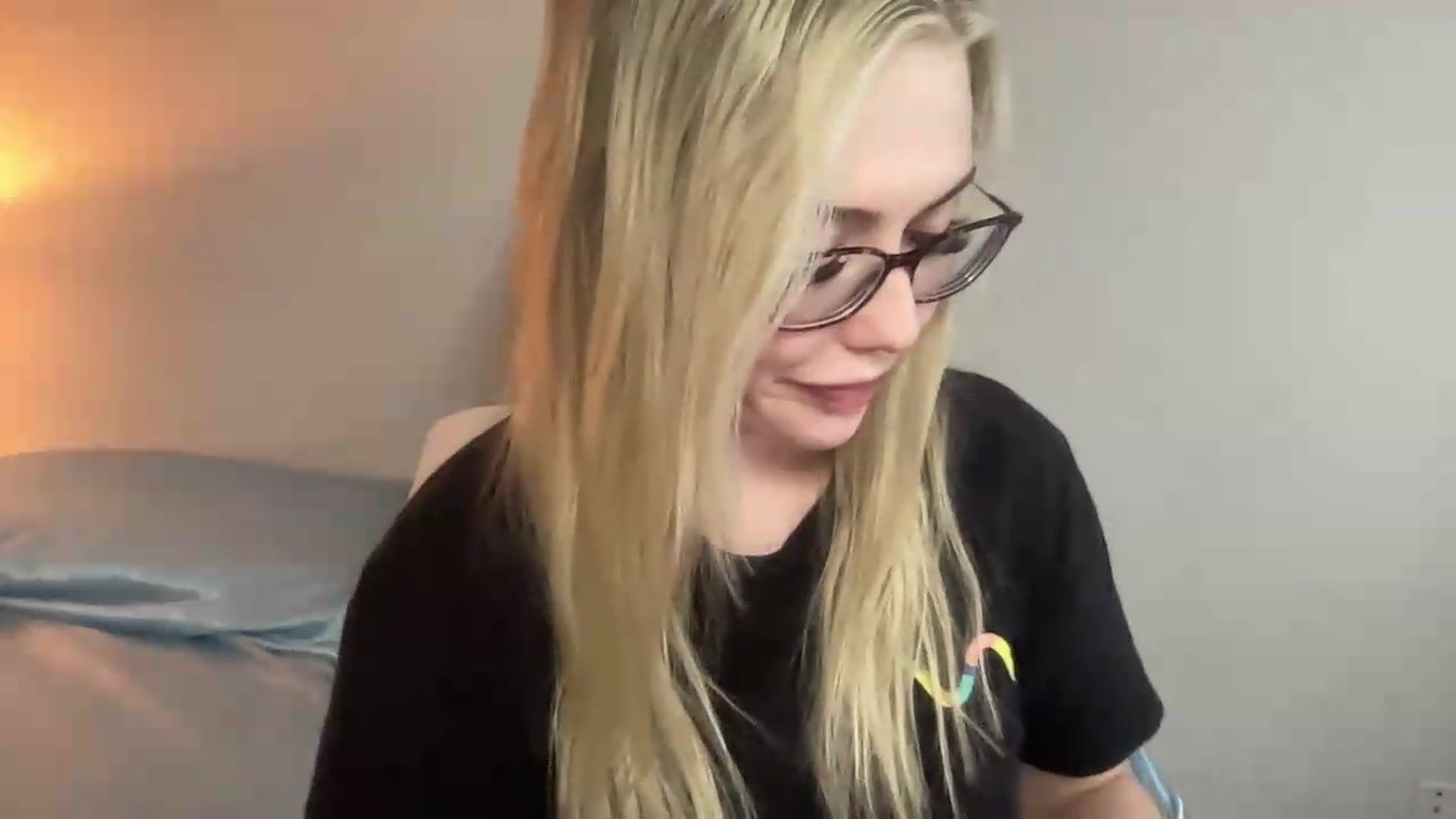 Gallery image thumbnail from AshleyMarina's myfreecams stream on, 05/11/2026, 06:26 image 15 of 20