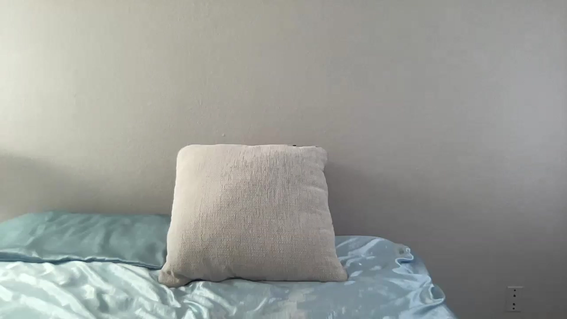 Gallery image thumbnail from AshleyMarina's myfreecams stream on, 05/15/2026, 13:50 image 19 of 20