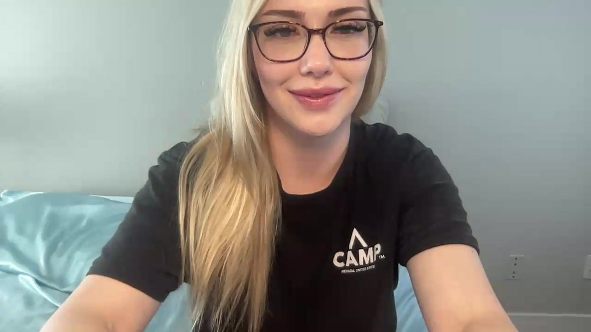 Gallery image thumbnail from AshleyMarina's myfreecams stream on, 06/01/2026, 14:34 image 19 of 20