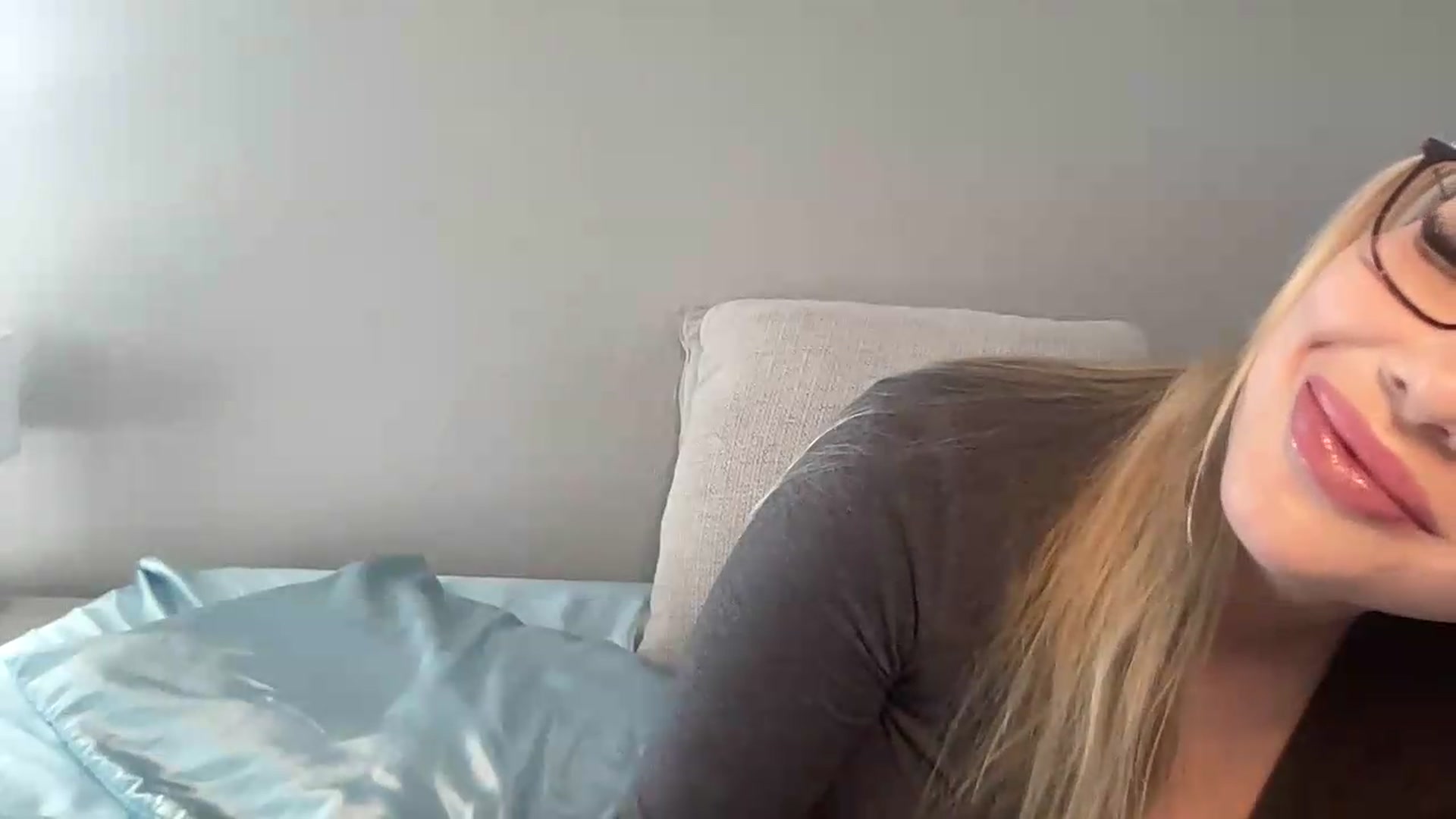 Gallery image thumbnail from AshleyMarina's myfreecams stream on, 06/03/2026, 15:15 image 2 of 20