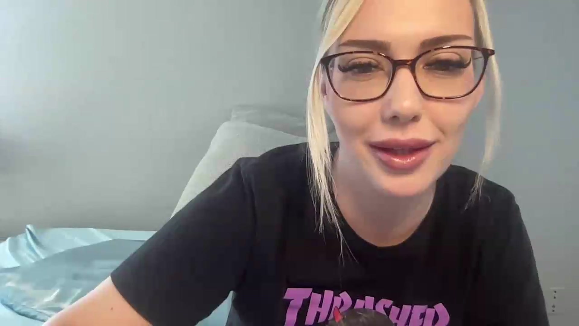 Gallery image thumbnail from AshleyMarina's myfreecams stream on, 06/03/2026, 20:21 image 10 of 20