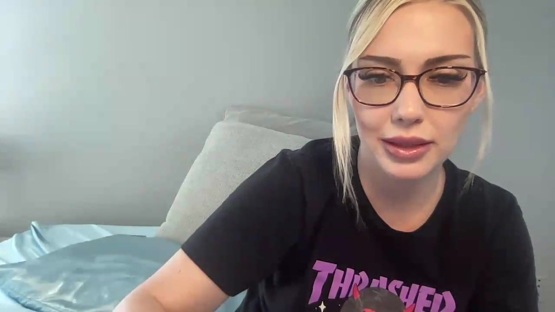 Gallery image thumbnail from AshleyMarina's myfreecams stream on, 06/03/2026, 20:21 image 11 of 20