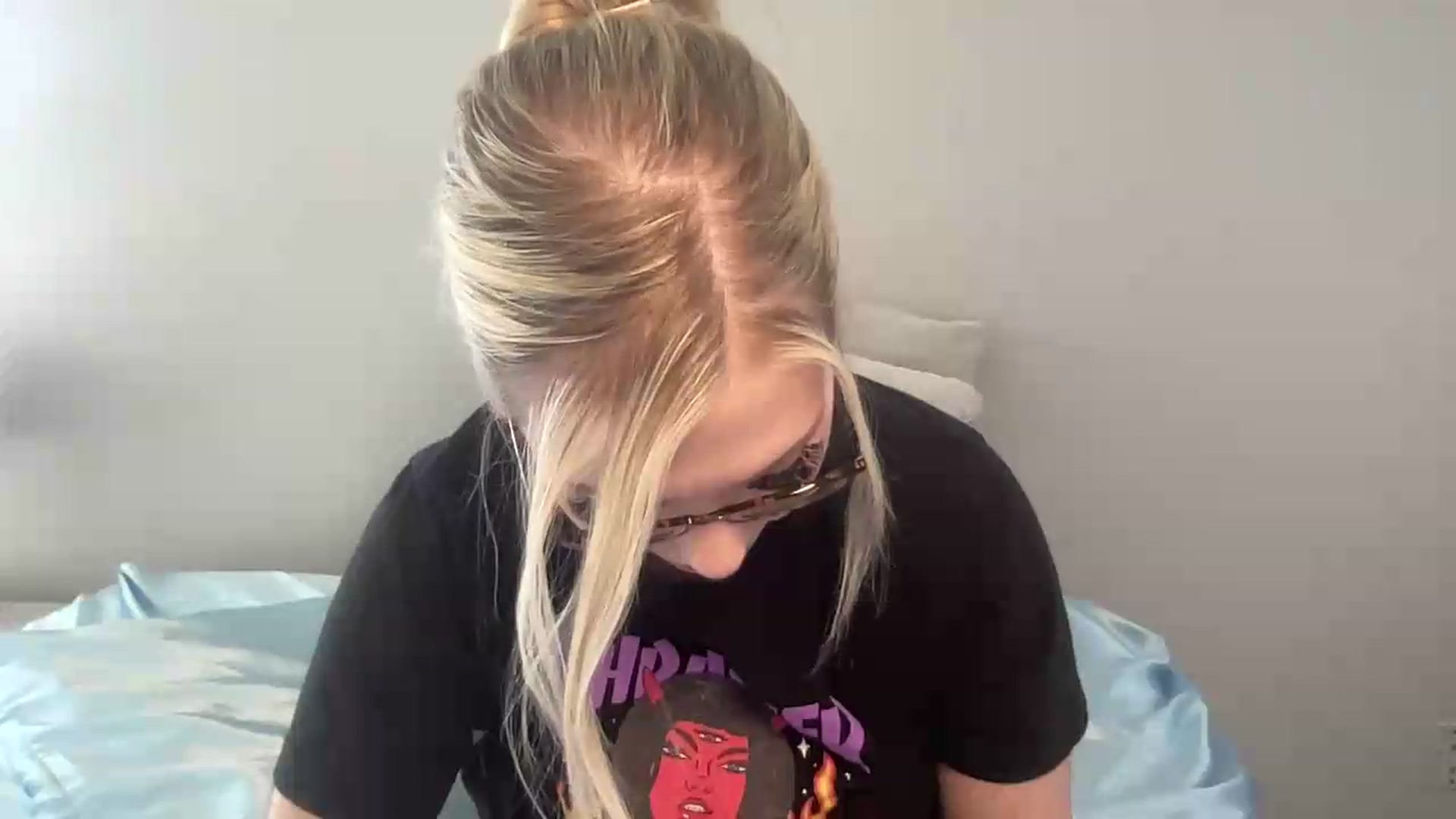 Gallery image thumbnail from AshleyMarina's myfreecams stream on, 06/03/2026, 20:21 image 3 of 20