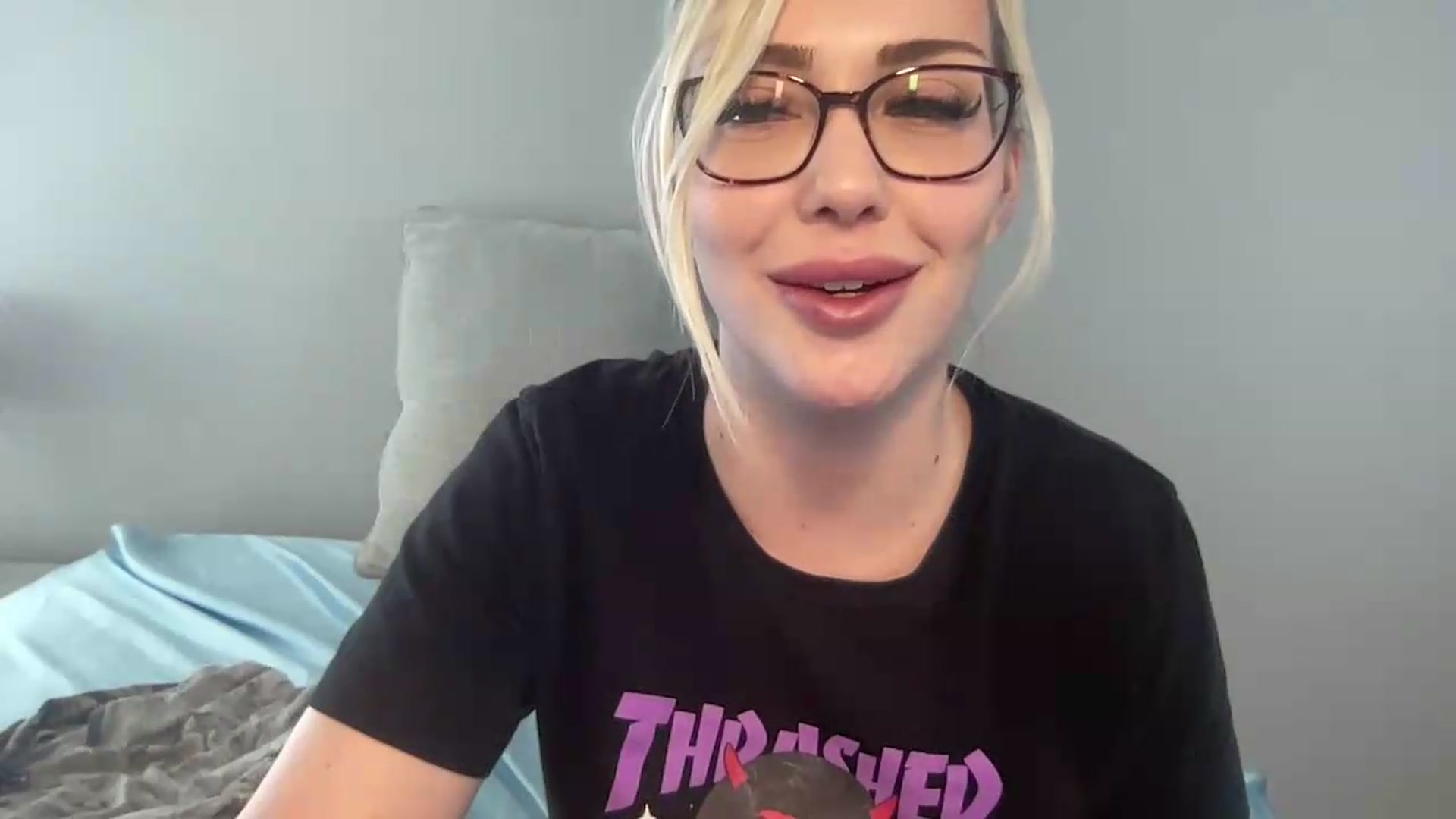 Gallery image thumbnail from AshleyMarina's myfreecams stream on, 06/03/2026, 22:58 image 8 of 20