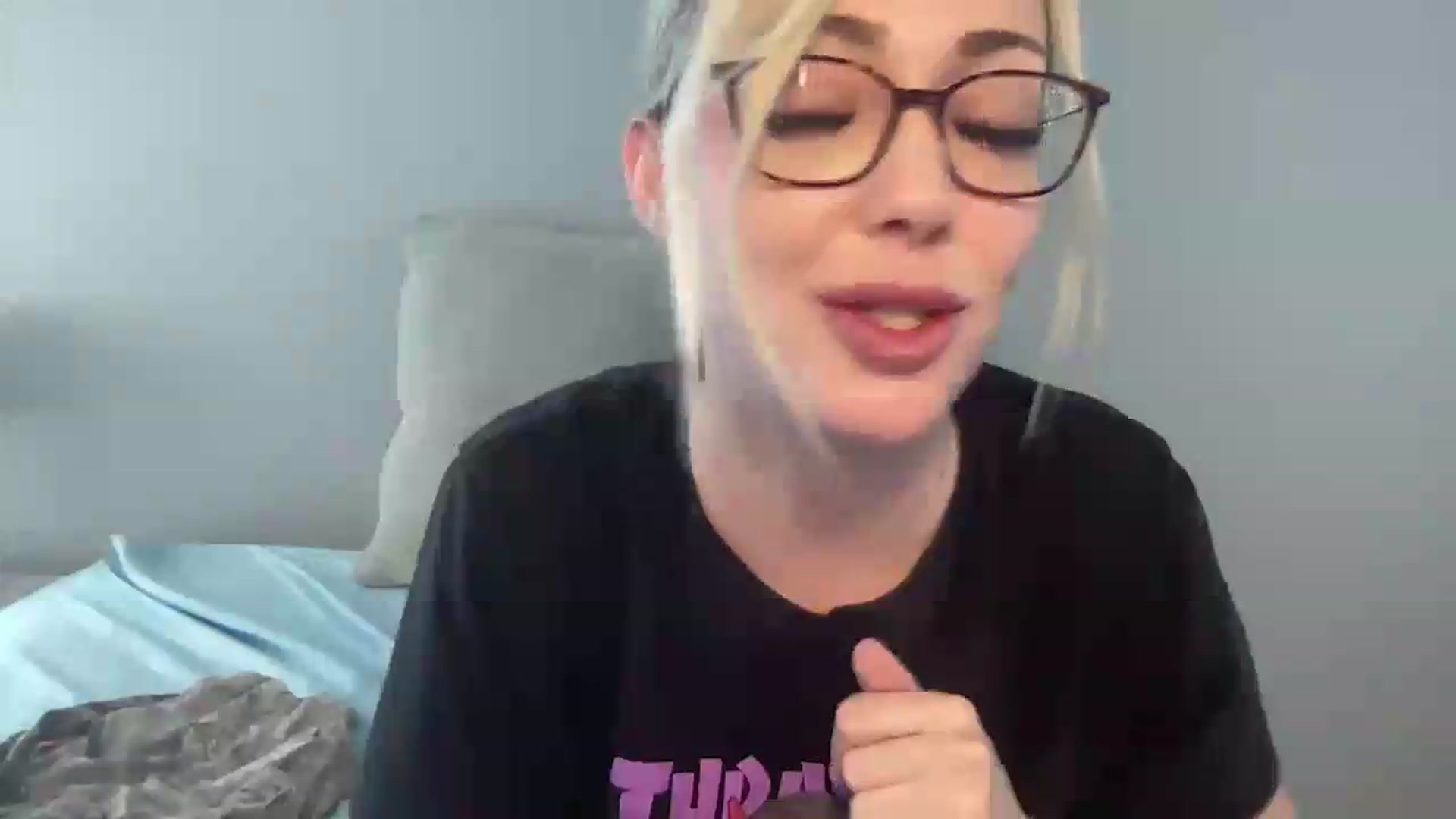 Gallery image thumbnail from AshleyMarina's myfreecams stream on, 06/03/2026, 22:58 image 5 of 20