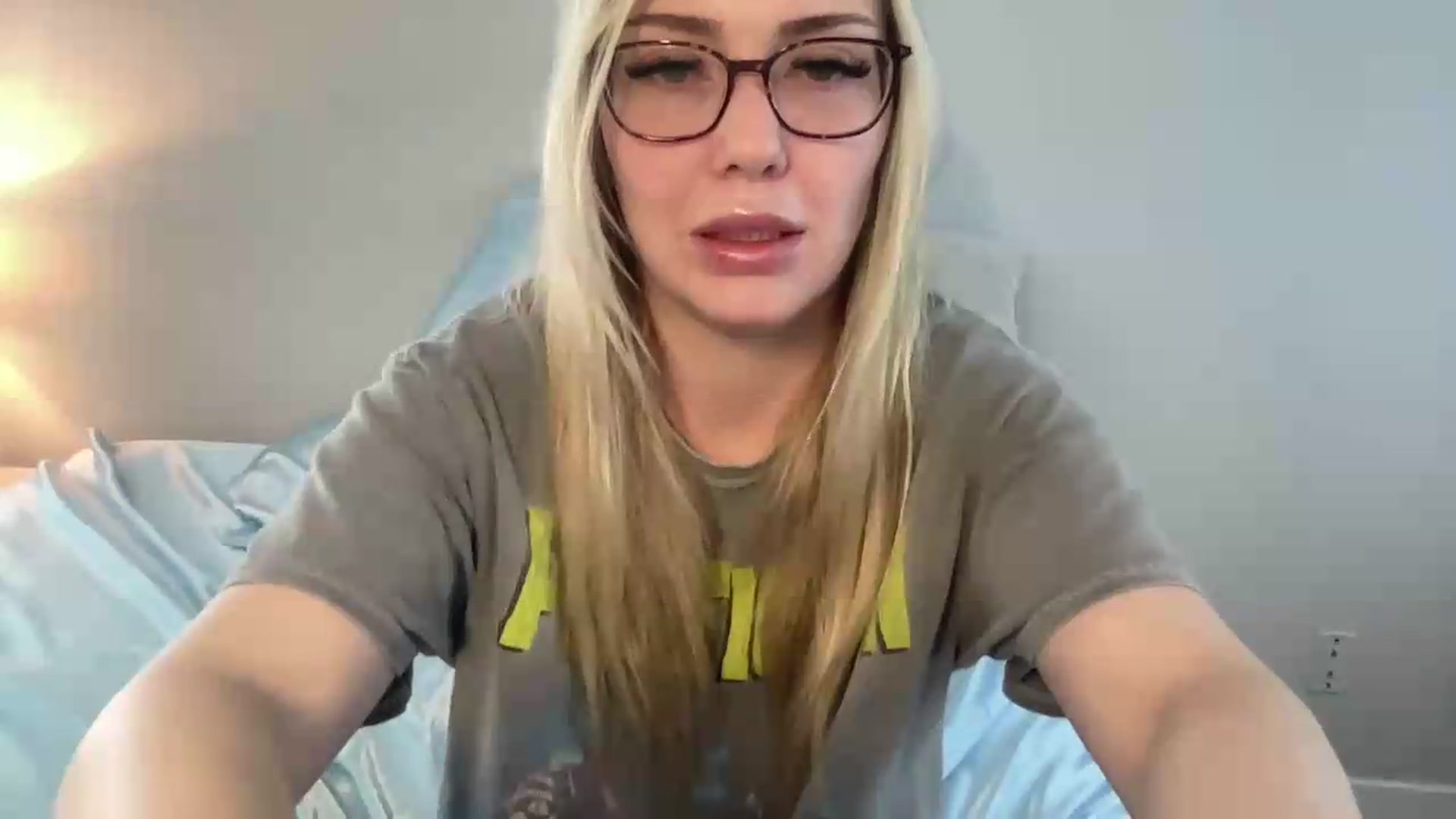 Gallery image thumbnail from AshleyMarina's myfreecams stream on, 06/09/2026, 24:39 image 10 of 20
