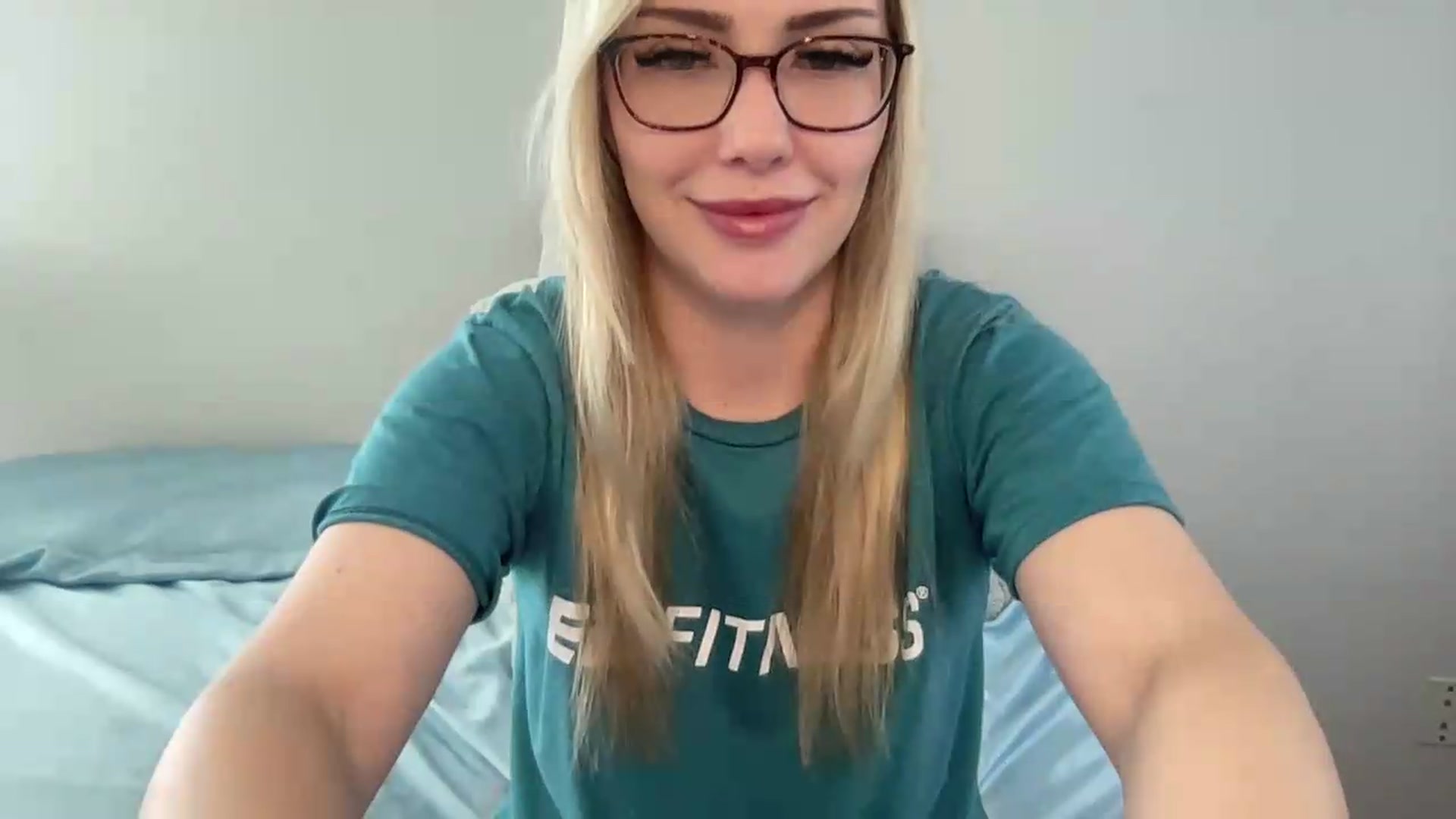 Gallery image thumbnail from AshleyMarina's myfreecams stream on, 06/10/2026, 16:36 image 17 of 20