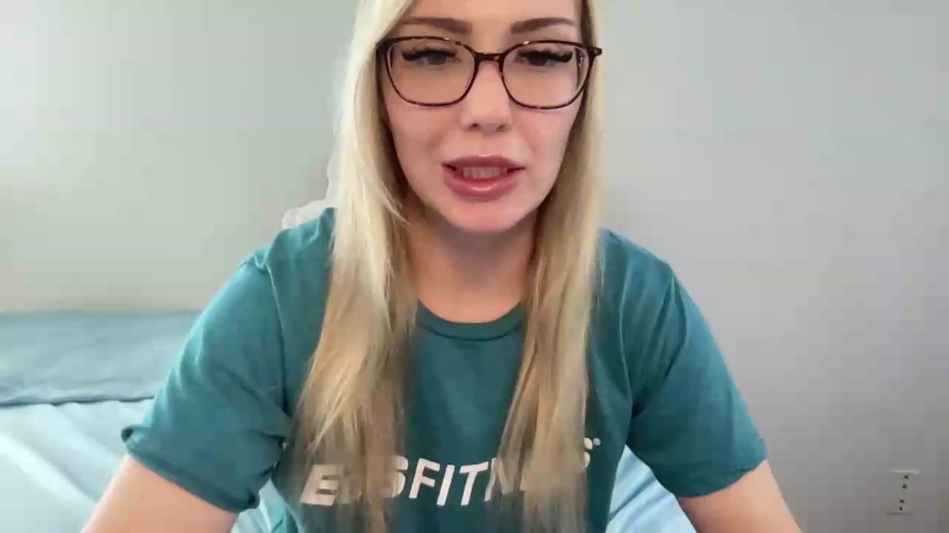 Gallery image thumbnail from AshleyMarina's myfreecams stream on, 06/10/2026, 16:36 image 6 of 20