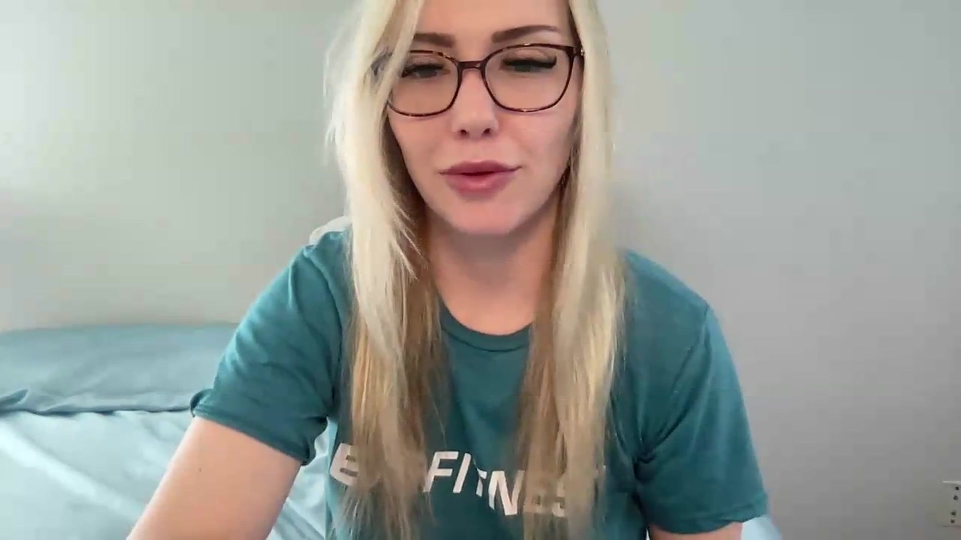 Gallery image thumbnail from AshleyMarina's myfreecams stream on, 06/10/2026, 16:36 image 20 of 20