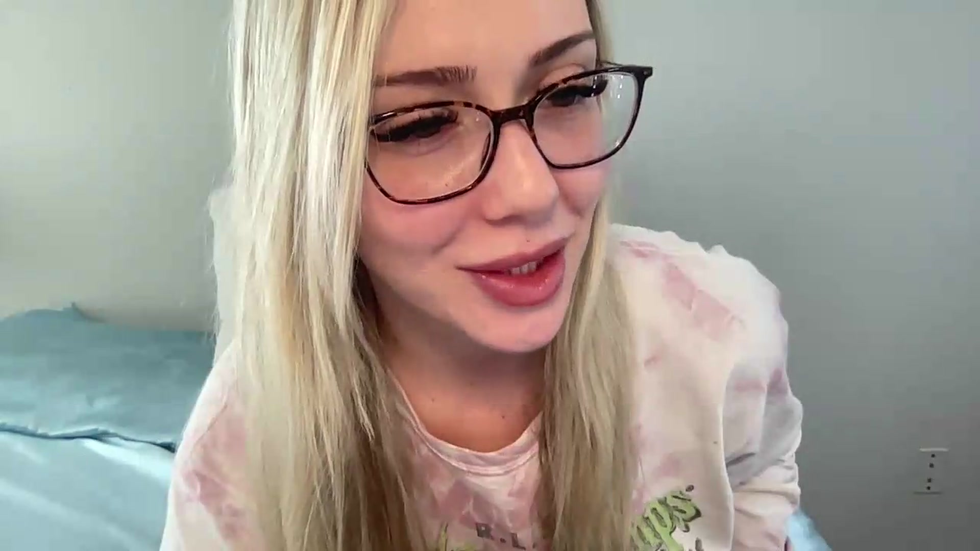 Gallery image thumbnail from AshleyMarina's myfreecams stream on, 06/11/2026, 14:50 image 13 of 20