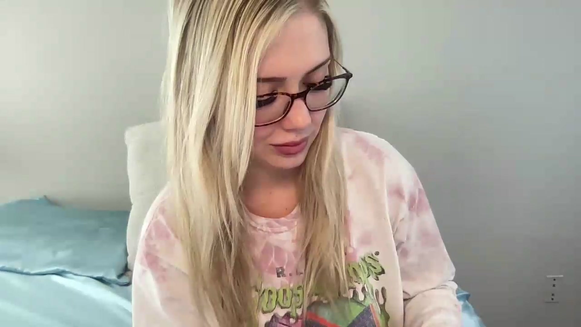 Gallery image thumbnail from AshleyMarina's myfreecams stream on, 06/11/2026, 14:50 image 14 of 20