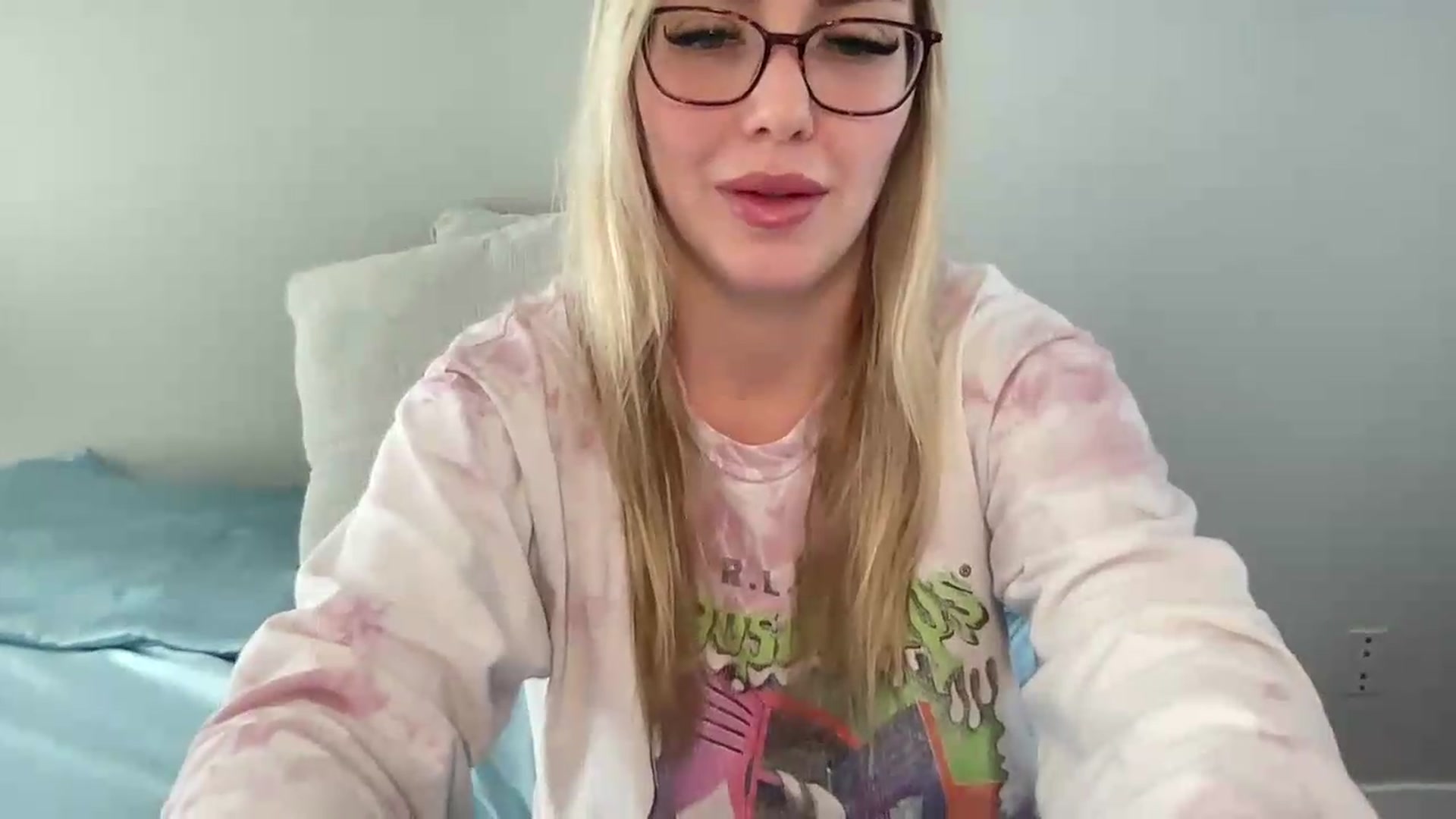 Gallery image thumbnail from AshleyMarina's myfreecams stream on, 06/11/2026, 14:50 image 12 of 20
