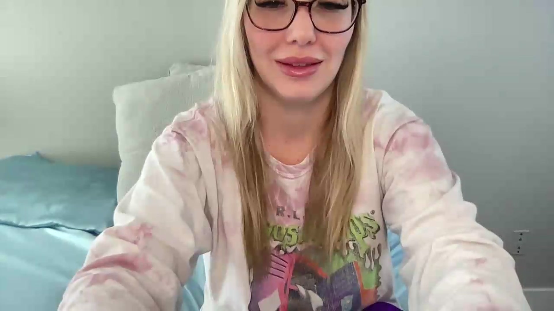 Gallery image thumbnail from AshleyMarina's myfreecams stream on, 06/11/2026, 14:50 image 11 of 20