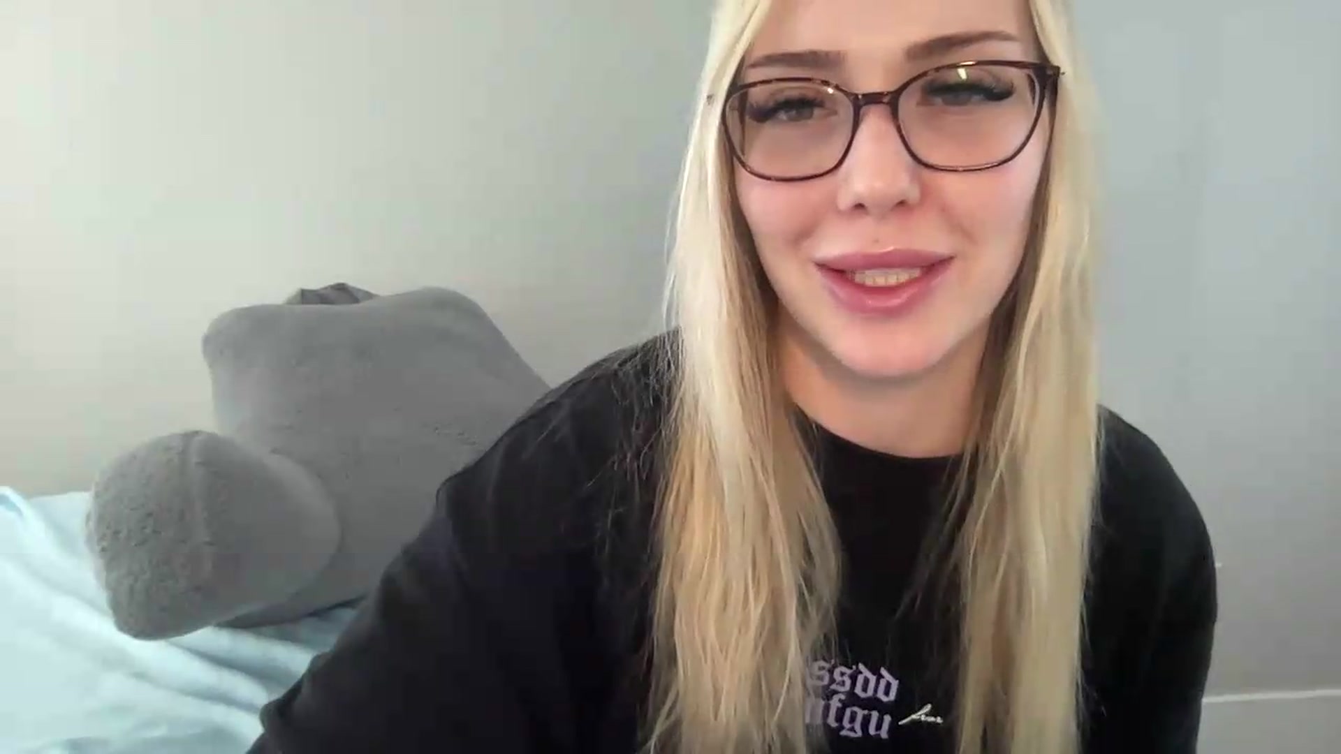 Gallery image thumbnail from AshleyMarina's myfreecams stream on, 06/13/2026, 15:25 image 5 of 20