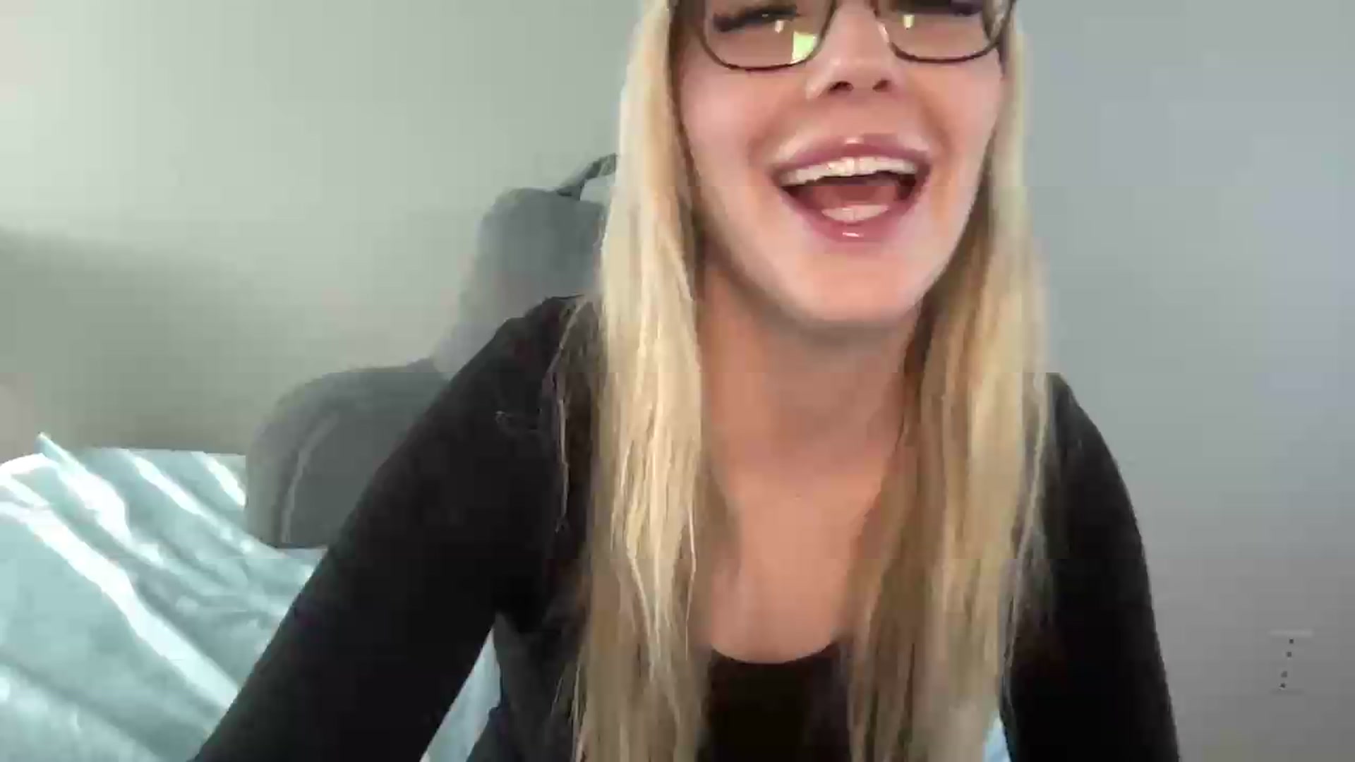 Gallery image thumbnail from AshleyMarina's myfreecams stream on, 06/15/2026, 14:07 image 20 of 20