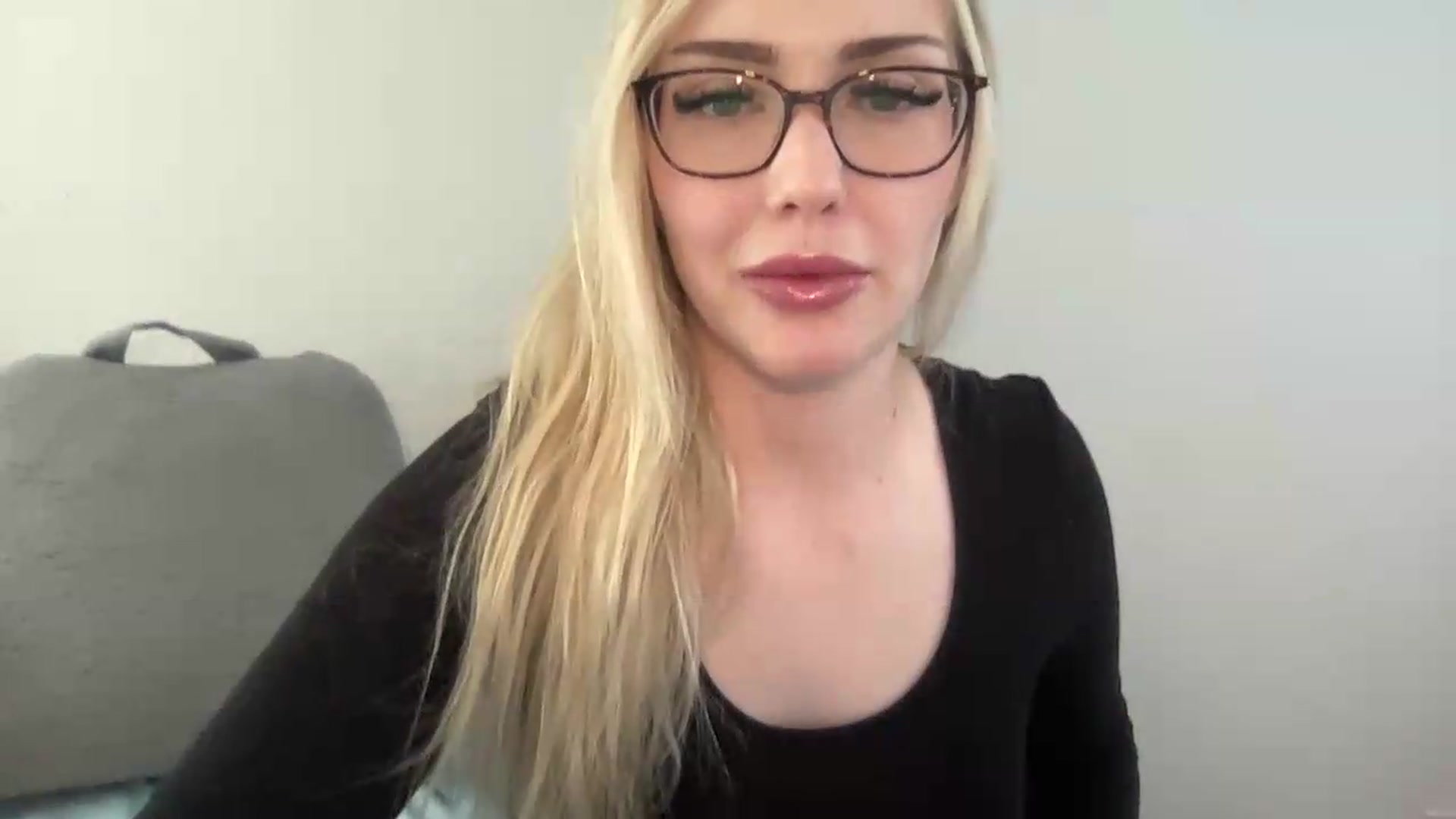 Gallery image thumbnail from AshleyMarina's myfreecams stream on, 06/15/2026, 20:37 image 10 of 20