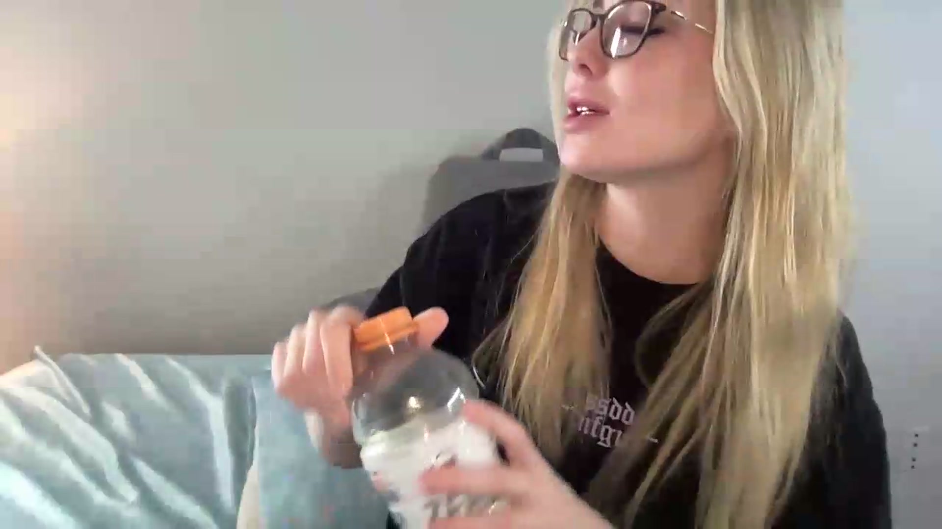 Gallery image thumbnail from AshleyMarina's myfreecams stream on, 06/19/2026, 14:26 image 4 of 20