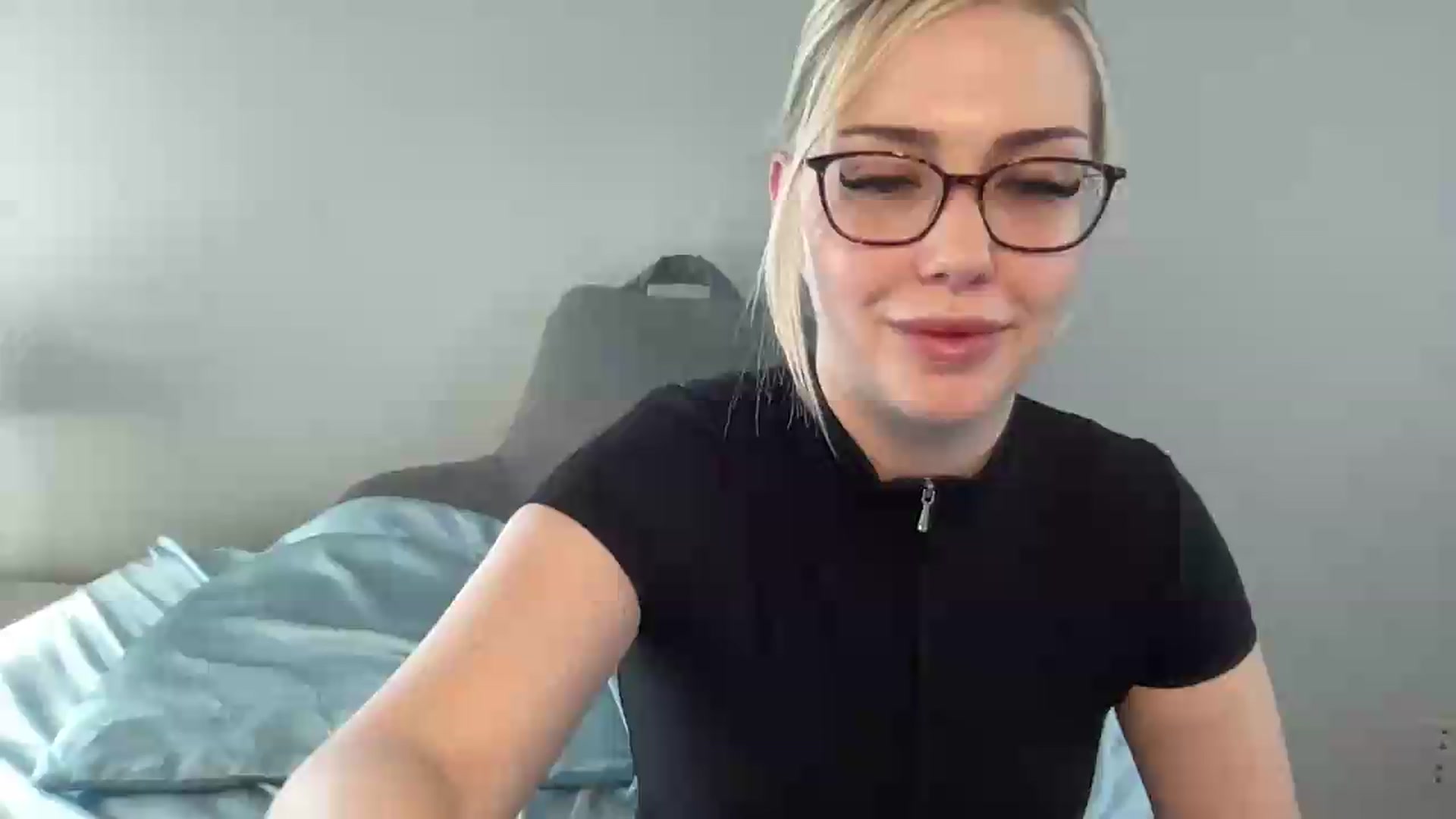 Gallery image thumbnail from AshleyMarina's myfreecams stream on, 06/20/2026, 15:04 image 7 of 20
